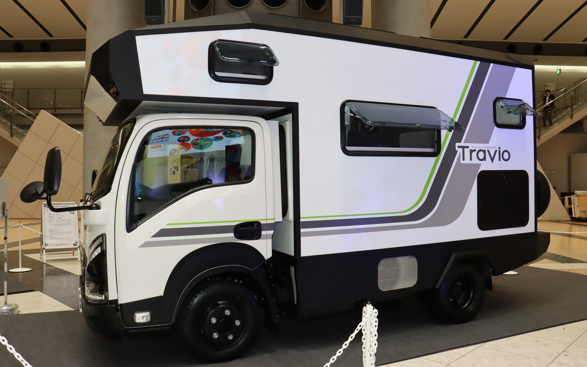 片山会長の“未来の愛車”NTB「EXPEDITION STRIKER」（いすゞのキャンピングカー専用シャシー・Travioを採用した車両）