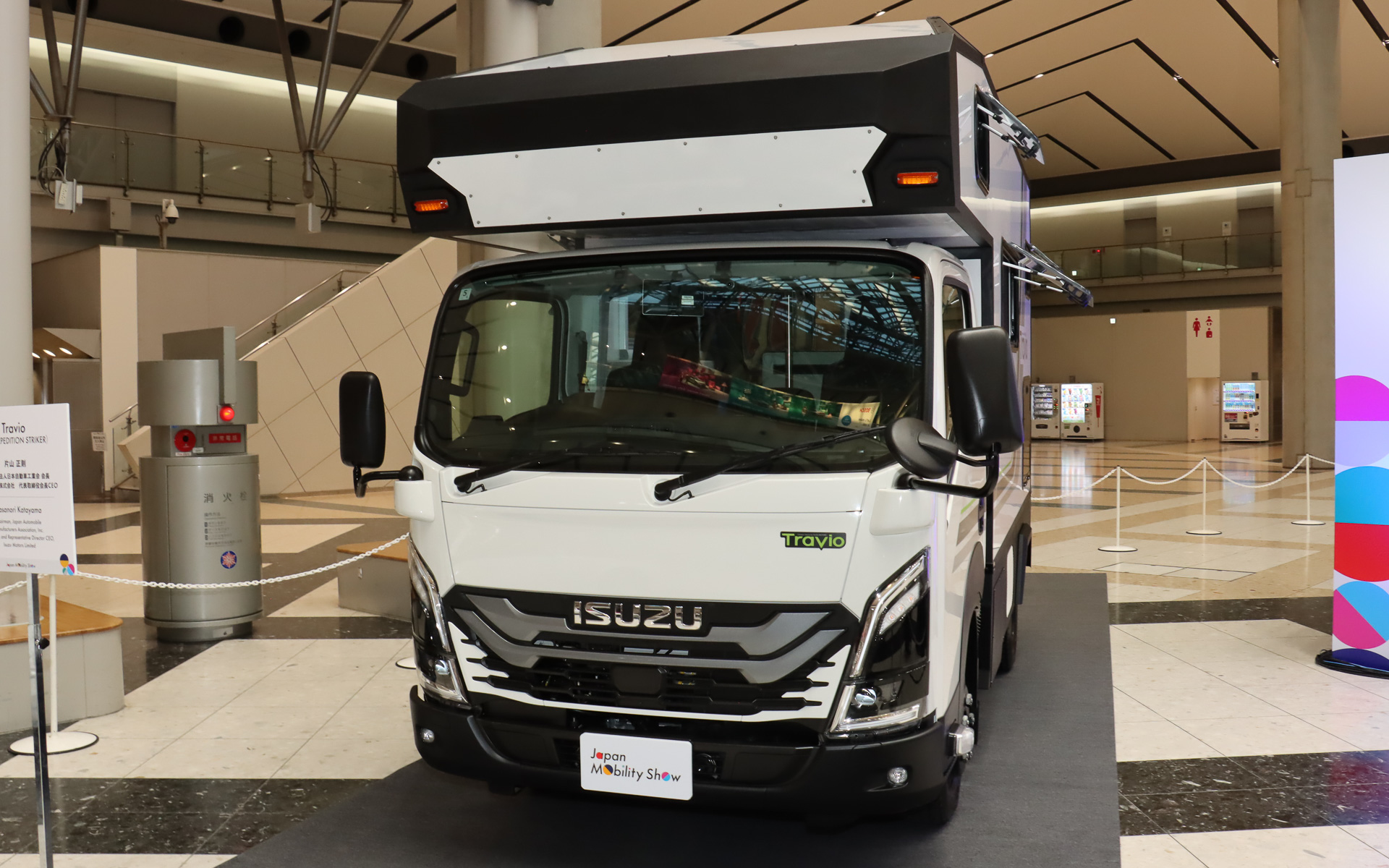 片山会長の“未来の愛車”NTB「EXPEDITION STRIKER」（いすゞのキャンピングカー専用シャシー・Travioを採用した車両）