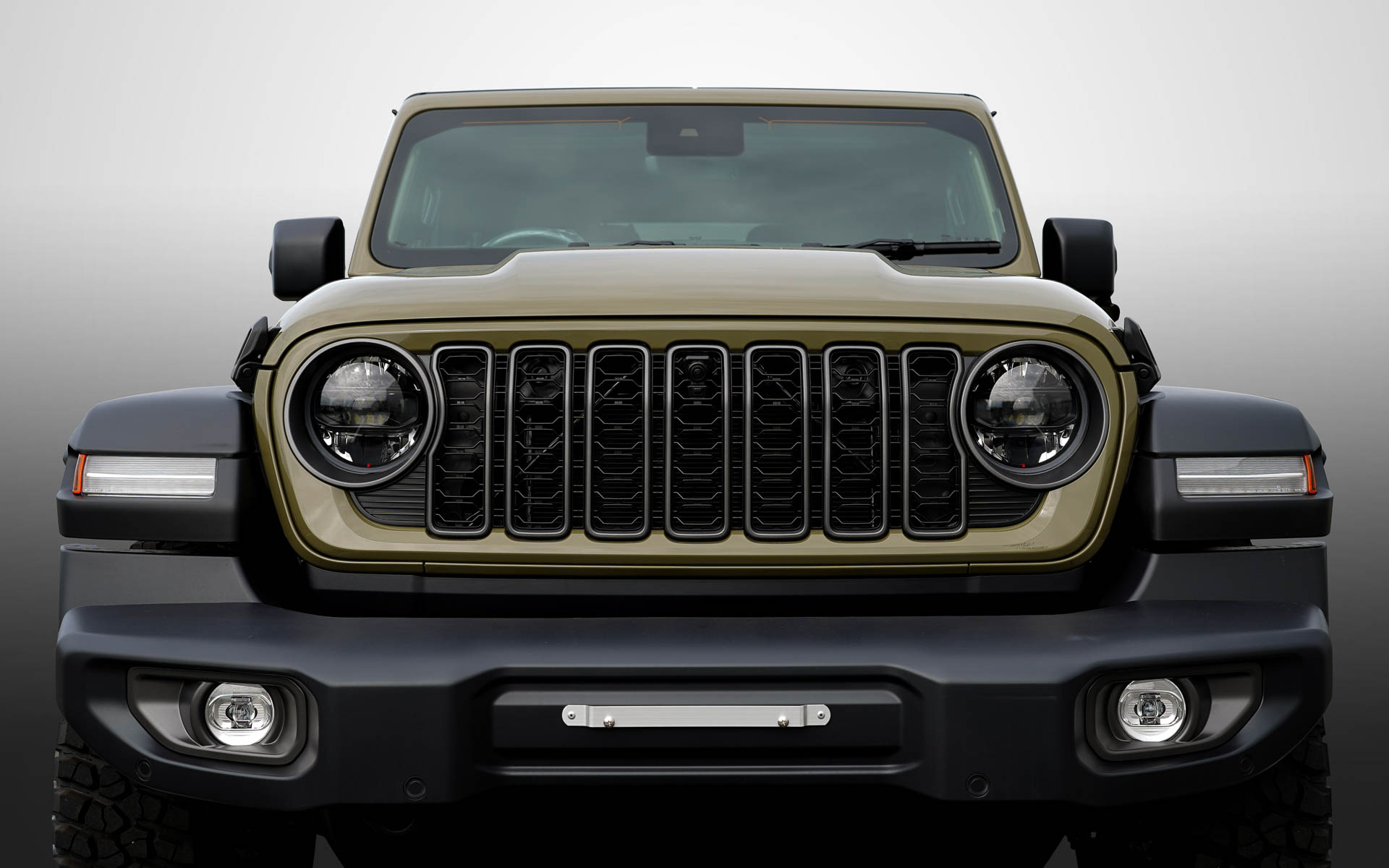 「'41」と名付けられた特別なミリタリーグリーン色をボディカラーに採用