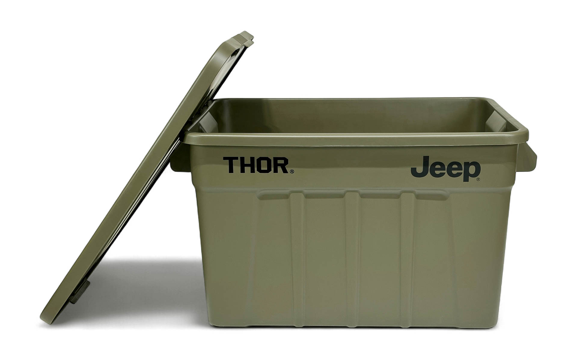 ロゴ入りのラージコンテナボックスをプレゼント