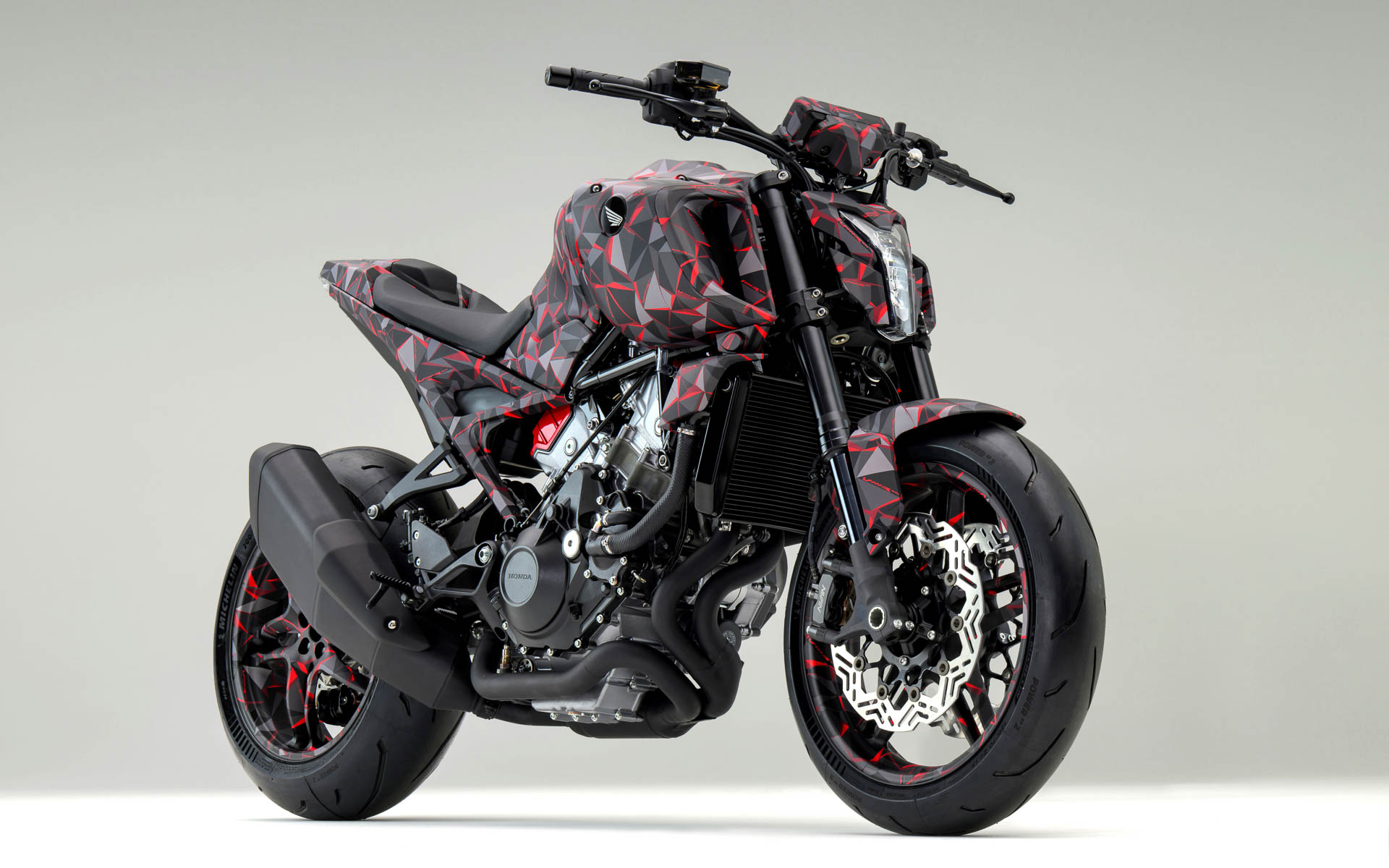 「V3R 900 E-Compressor Prototype」
