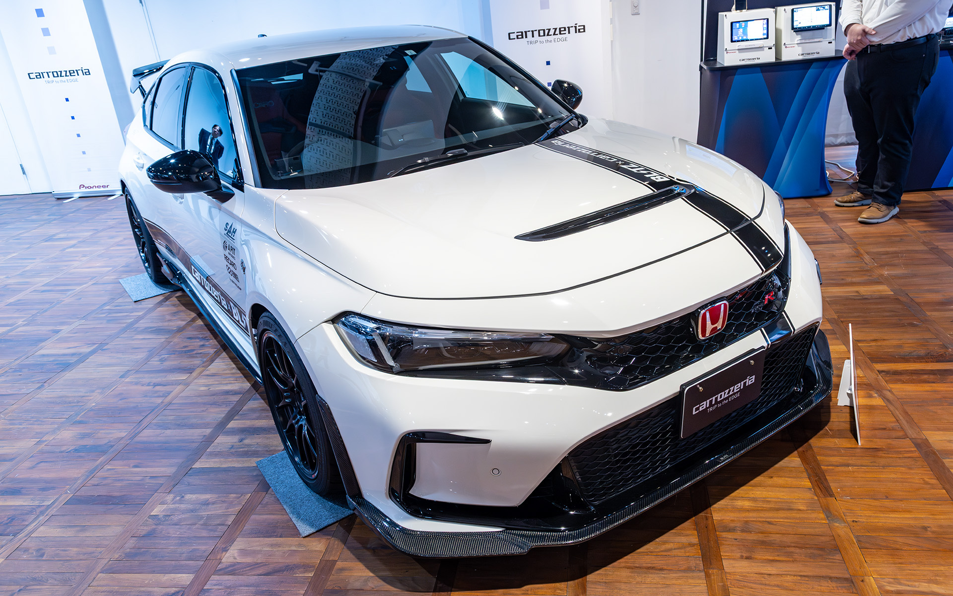 DEQ-2000Aを装着したシビック タイプR