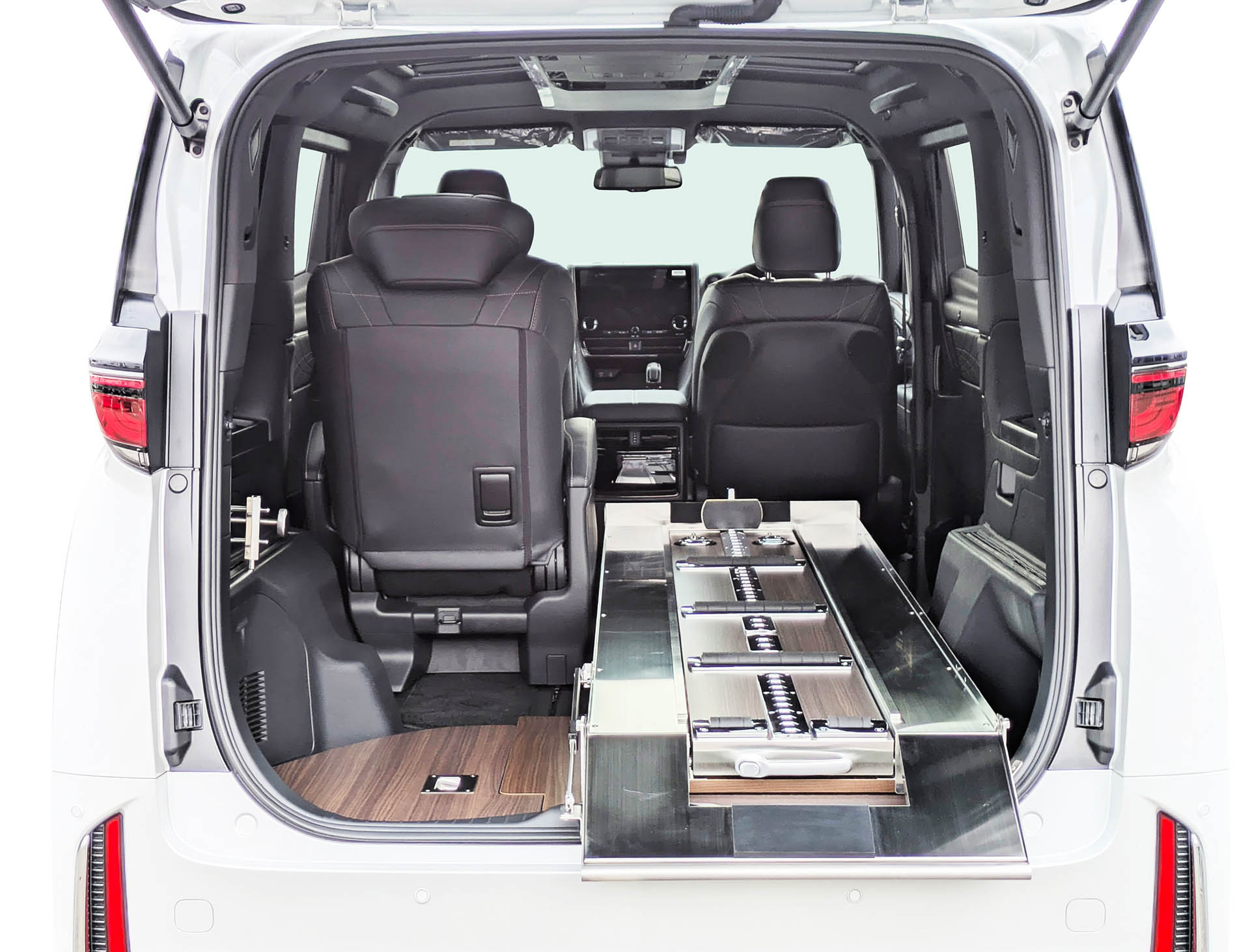 アルファード/ヴェルファイア「寝台車（搬送車）」。3名乗車で内装色は茶木目のみの設定。装備はストレッチャー兼用引き出し式棺台、棺台横・下収納、スライドドア部収納。価格は659万7650円～