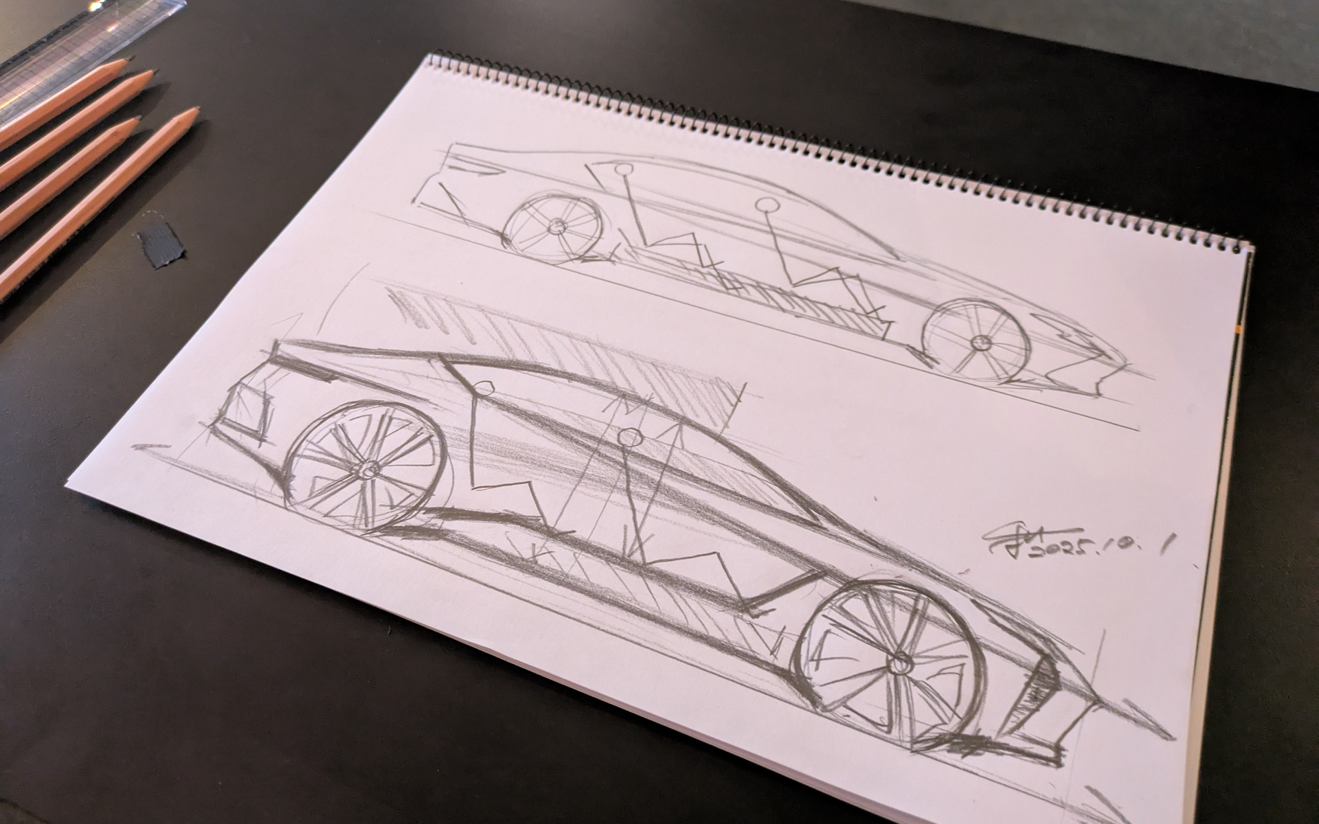 プロジェクトチーフデザイナー 熊井が即興で描き上げたデザインスケッチ