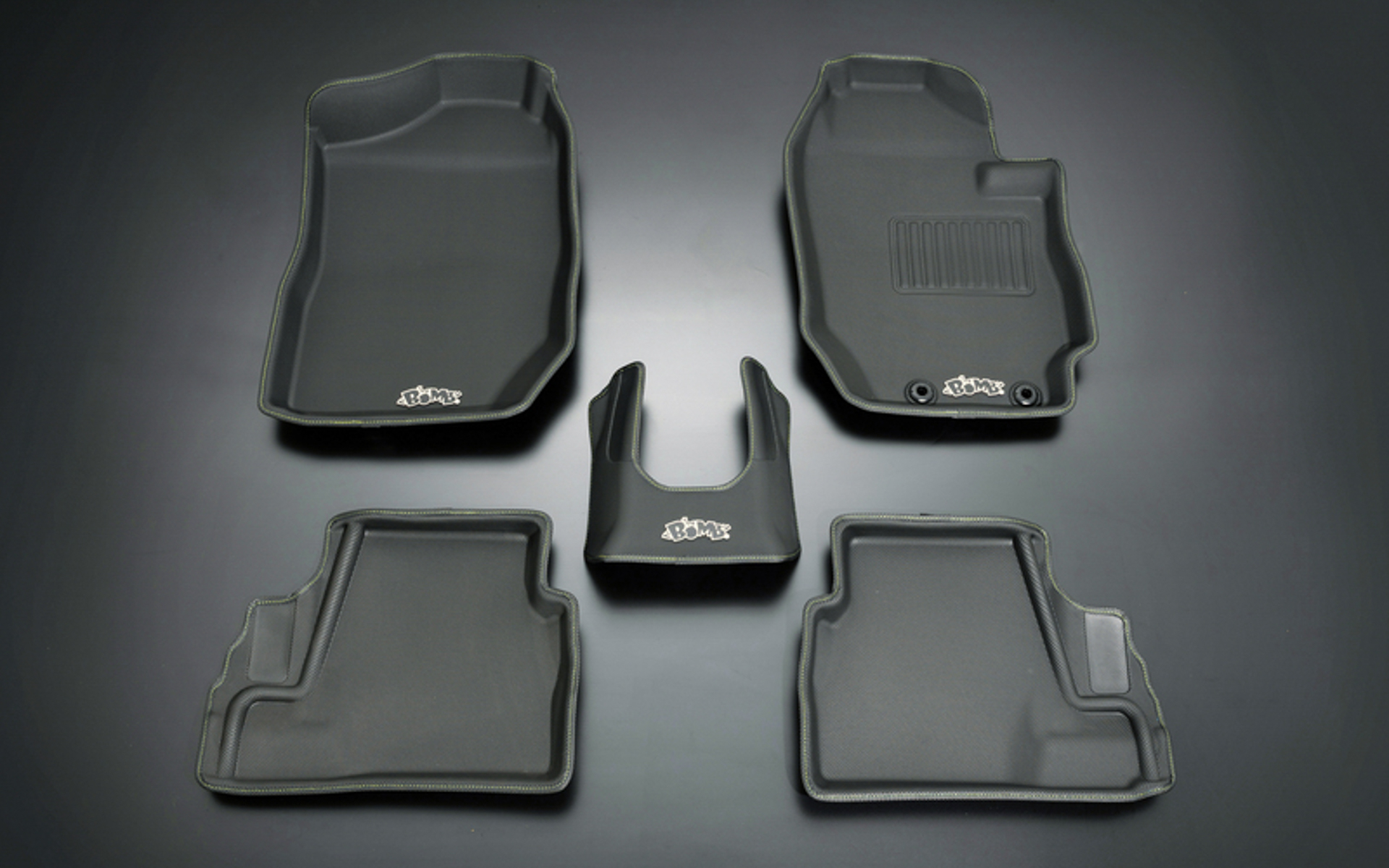 5速MT用と4速AT用がある。画像はイエローステッチ