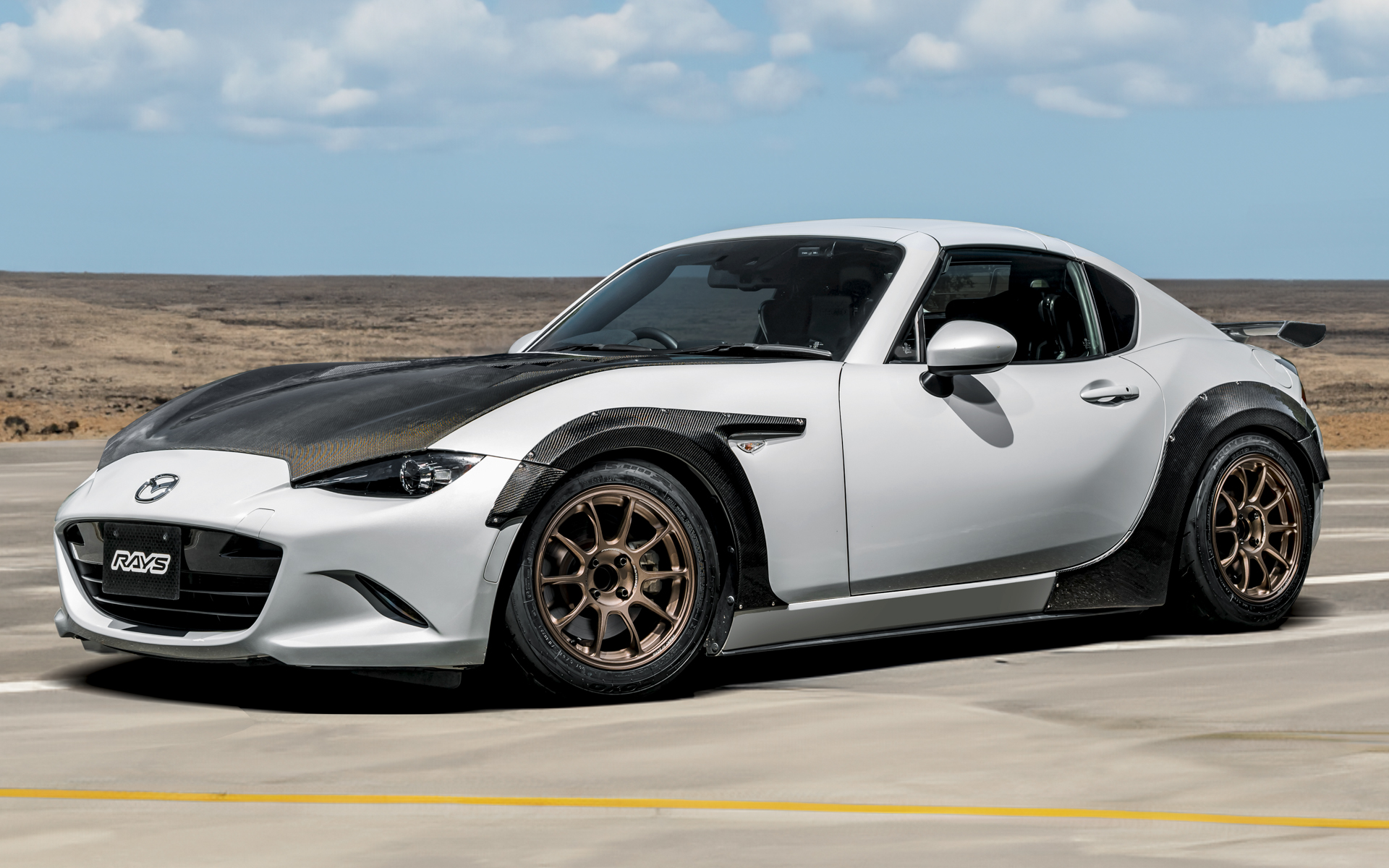 ボルクレーシング「ZE40」×マツダ「ロードスター」装着イメージ