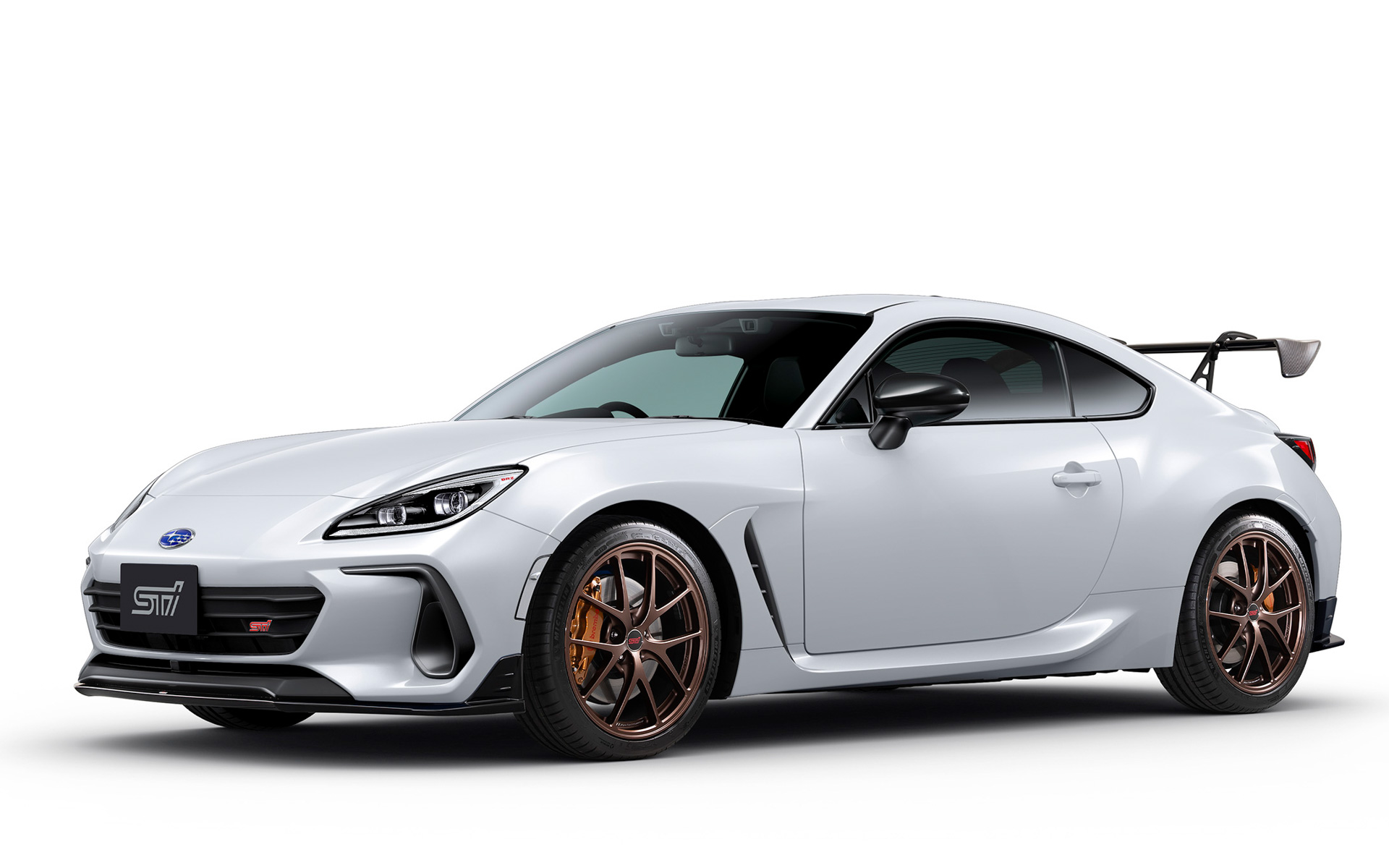 BRZ STI Sport TYPE RA with Rear Spoiler（クリスタルホワイト・パール）