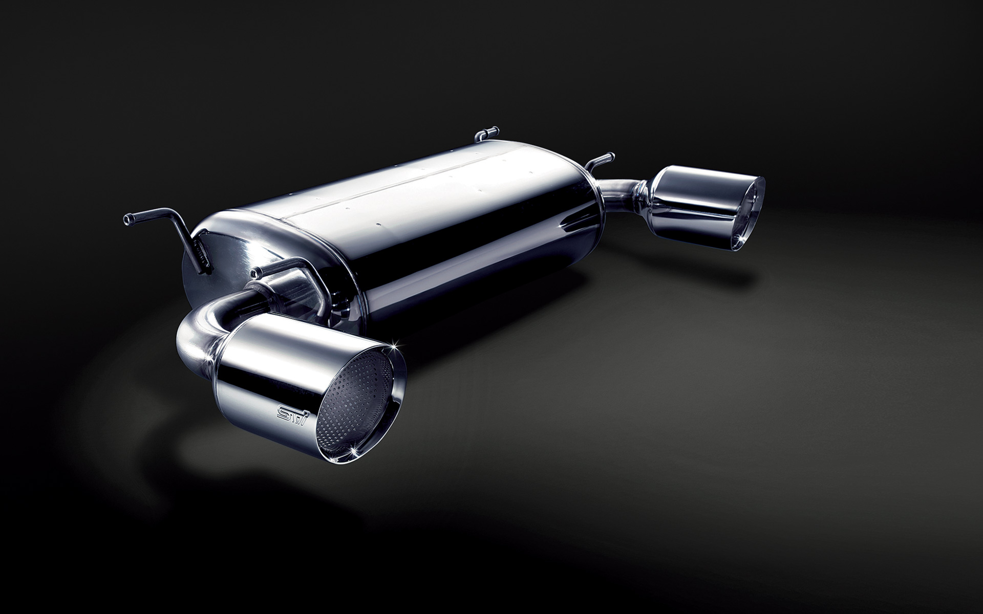 STI製パフォーマンスマフラー（STIロゴ入り）