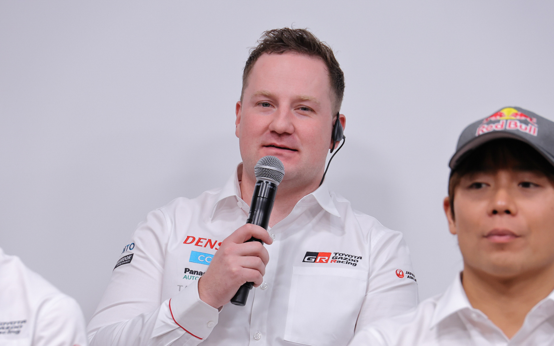 コ・ドライバーのアーロン・ジョンストン選手