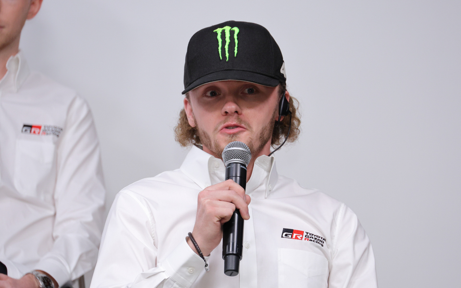 ドライバーのオリバー・ソルベルグ選手