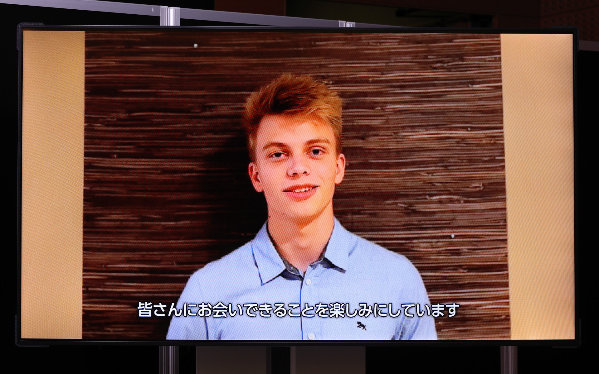 エストニア出身のドライバー ジャスパー・ヴァヘルからのビデオメッセージも紹介された