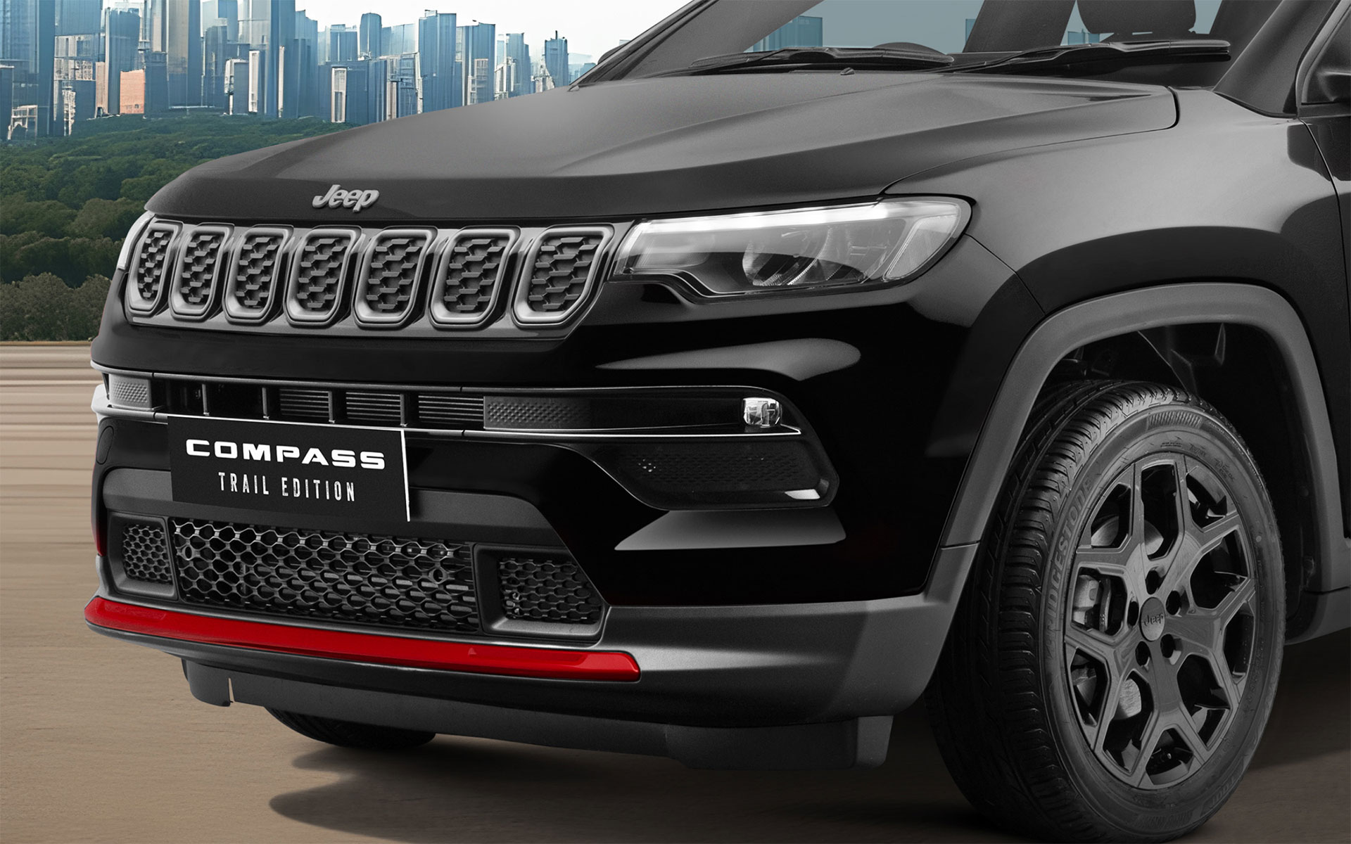 フロントバンパー下部に「レッドカラー フロント下部フェイシア アプリーク」を装着