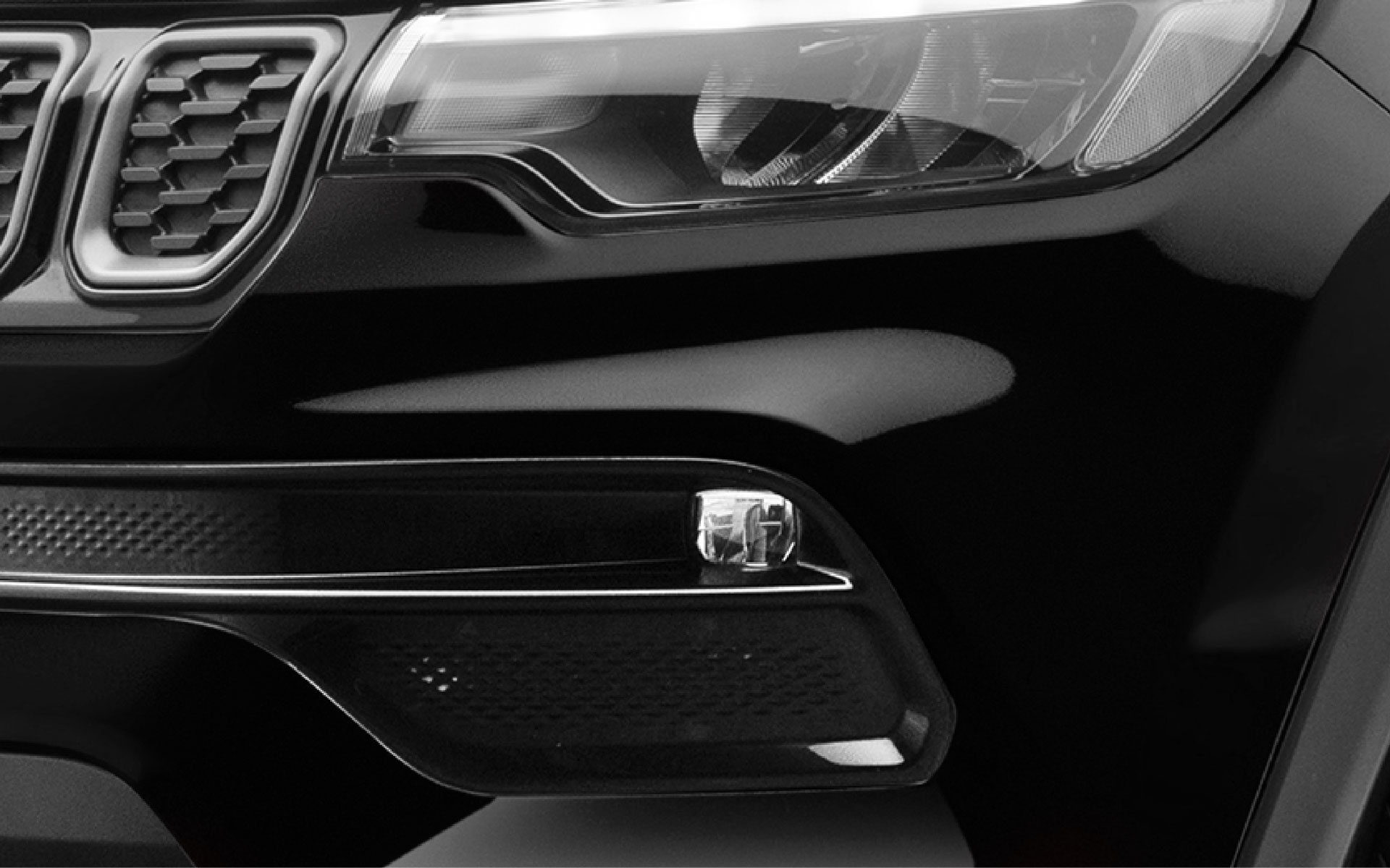 グロスブラックフォグランプベゼル