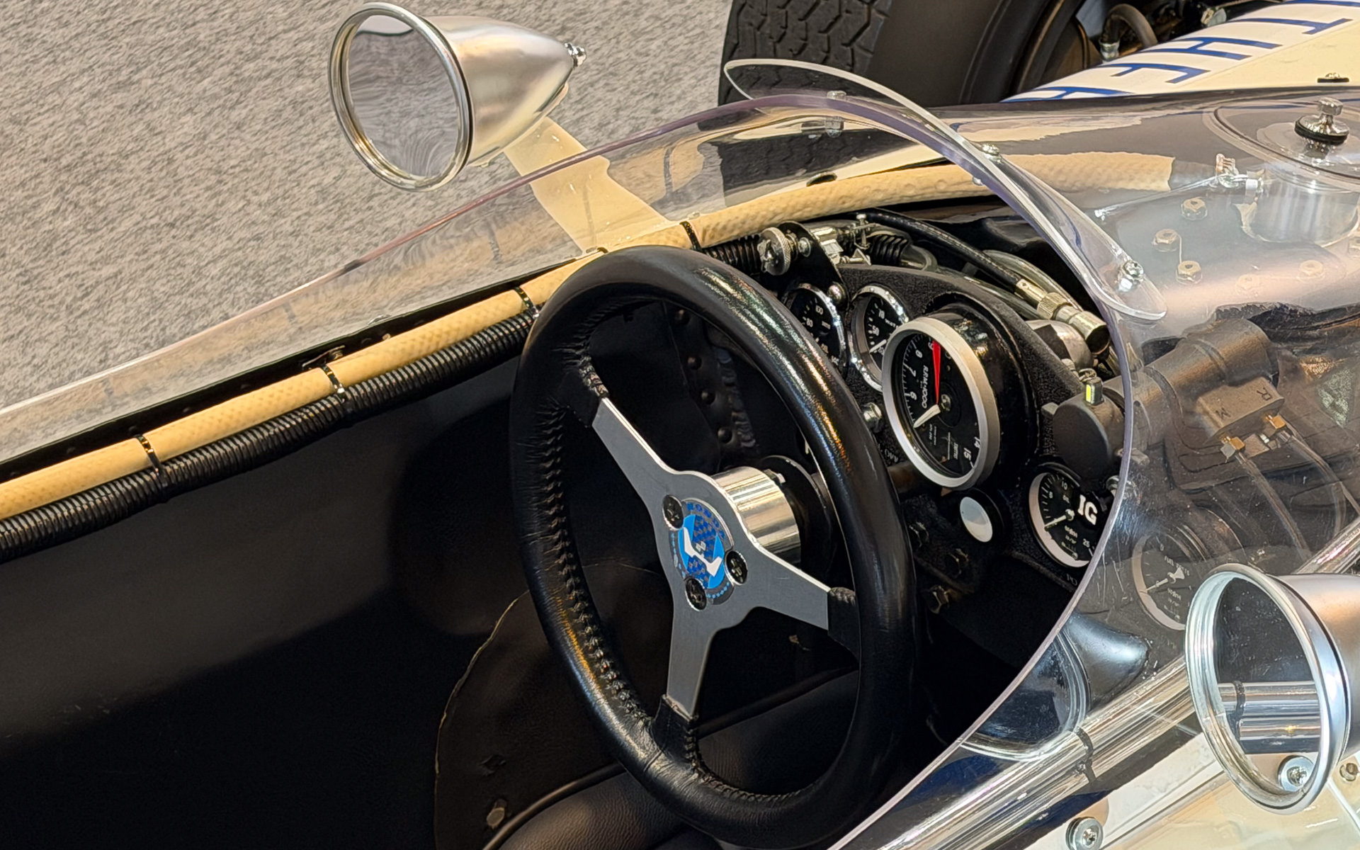 RA272のコクピット