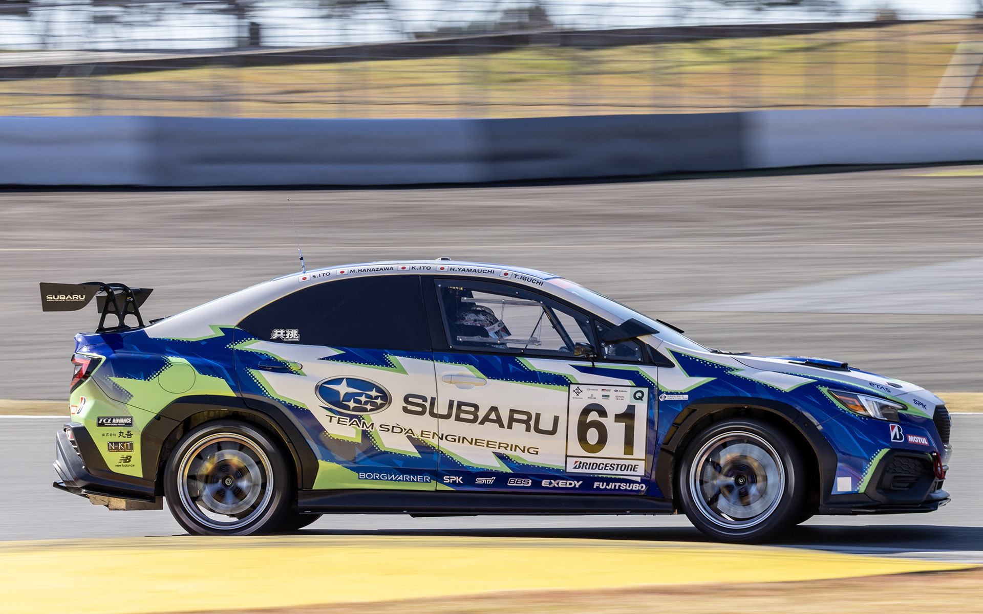 61号車 HIGH PERFORMANCE X FUTURE CONCEPT