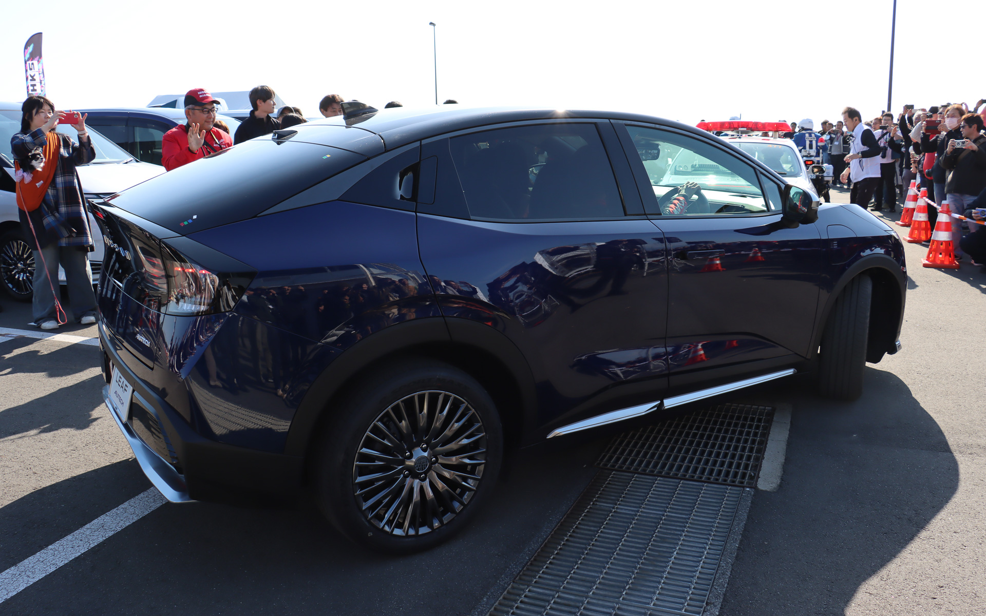 デリバリー開始前のリーフ AUTECHでスペシャルゲストが登場