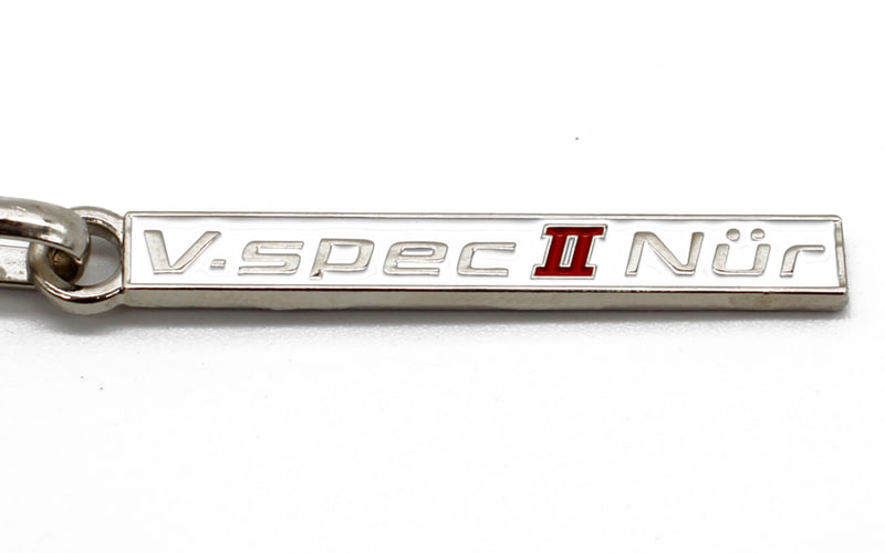 日産「スカイラインGT-R（BNR34）」をモチーフにした「メタルキー