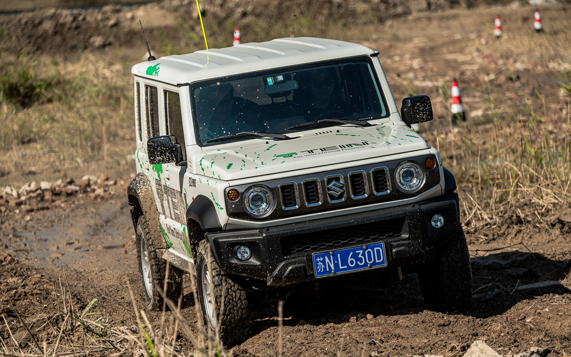 ジムニーノマドに乗ってみた