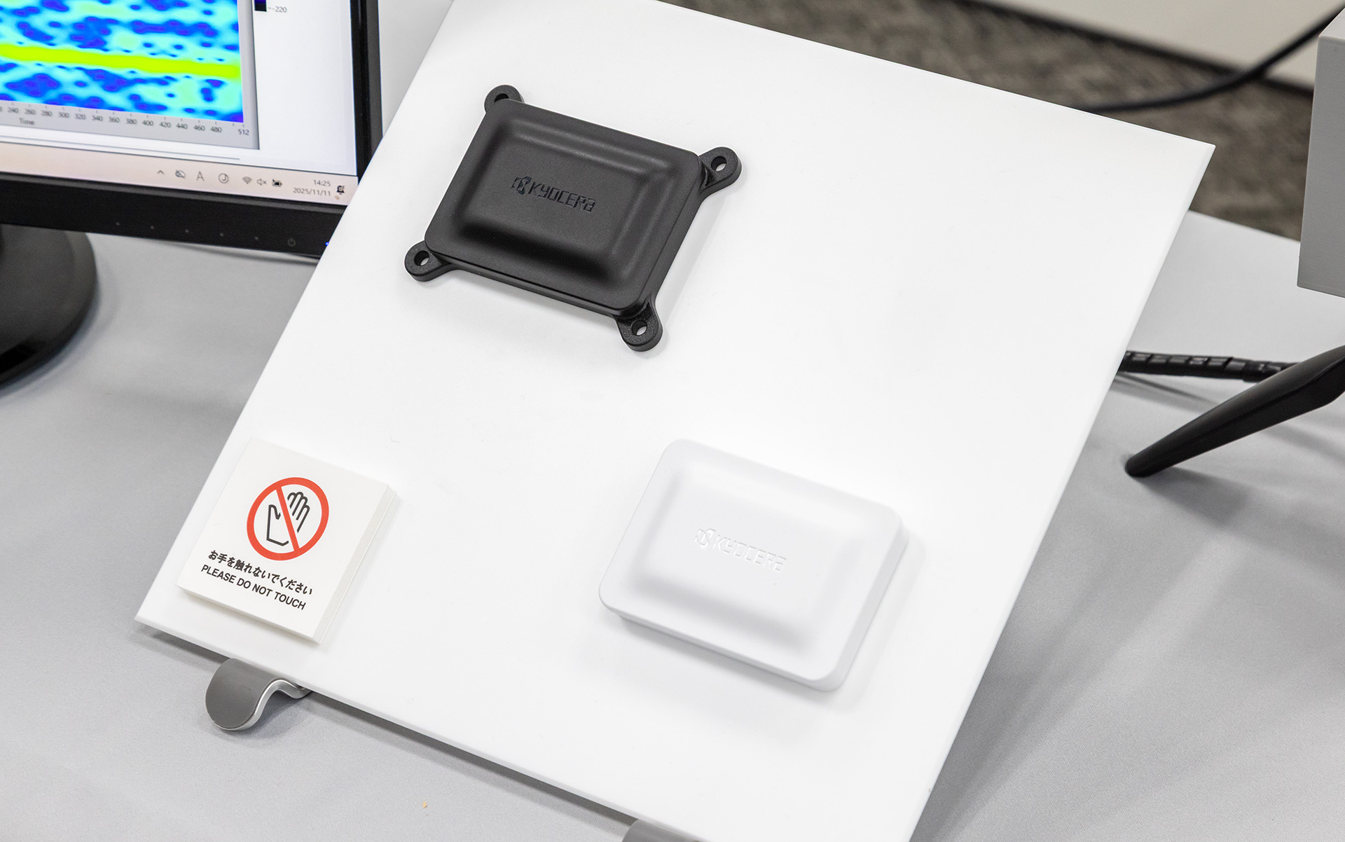 高分解能ミリ波センサ。新型は4Dセンシングに対応