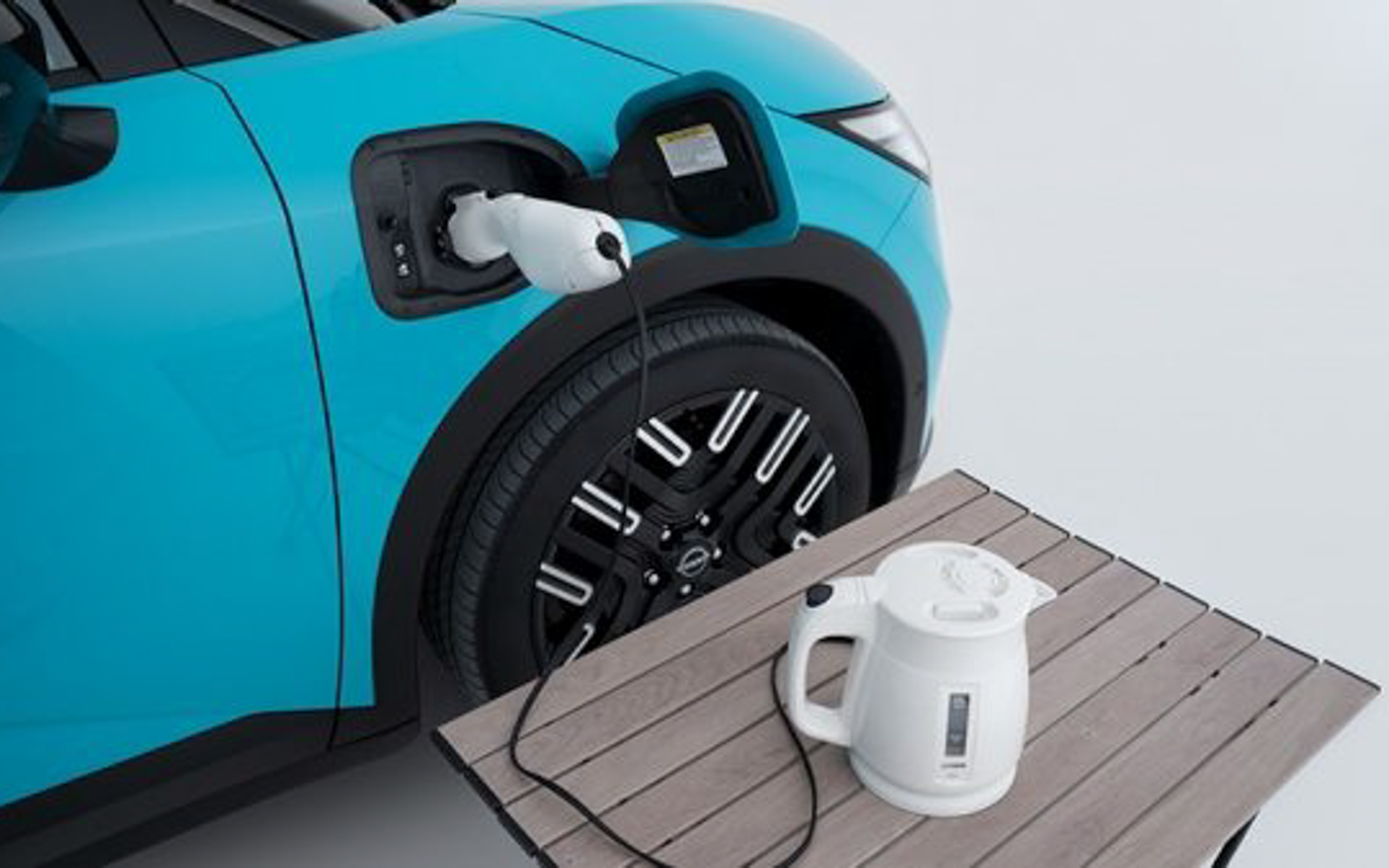 新型「リーフ」はV2Lが可能で家電などに給電が可能