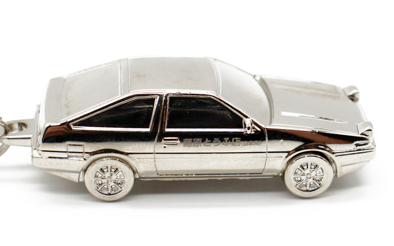 マンガ「頭文字D」に登場するトヨタ「スプリンタートレノ（AE86）」を