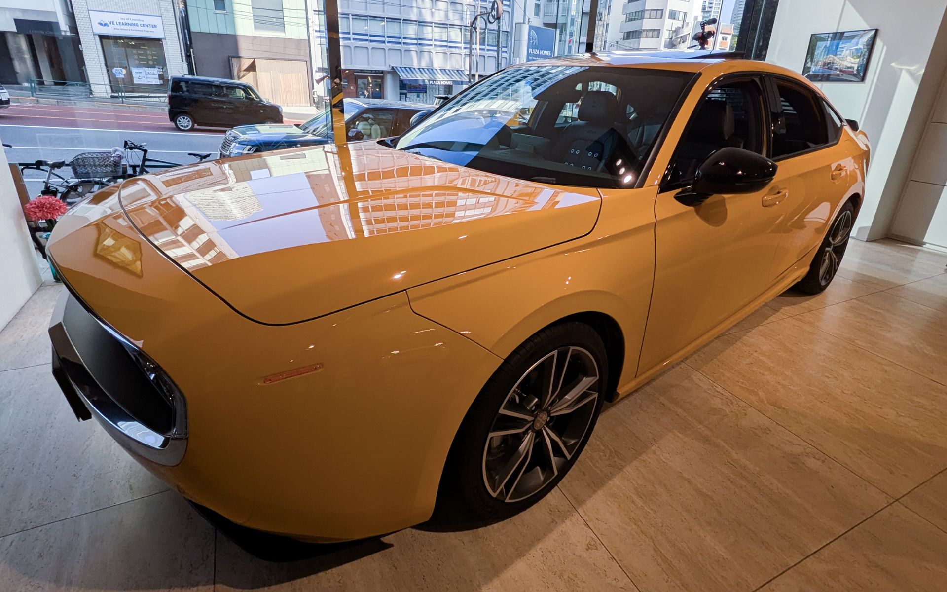 ハイブリッドの上位グレード「e:HEV EX」