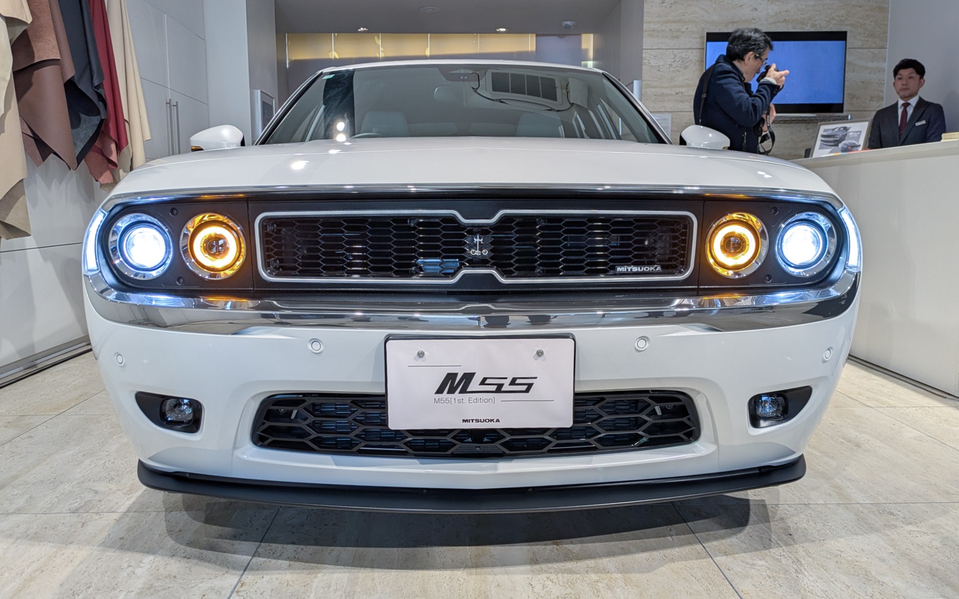 1970年代のアメ車のように仕上げられたデザインのM55