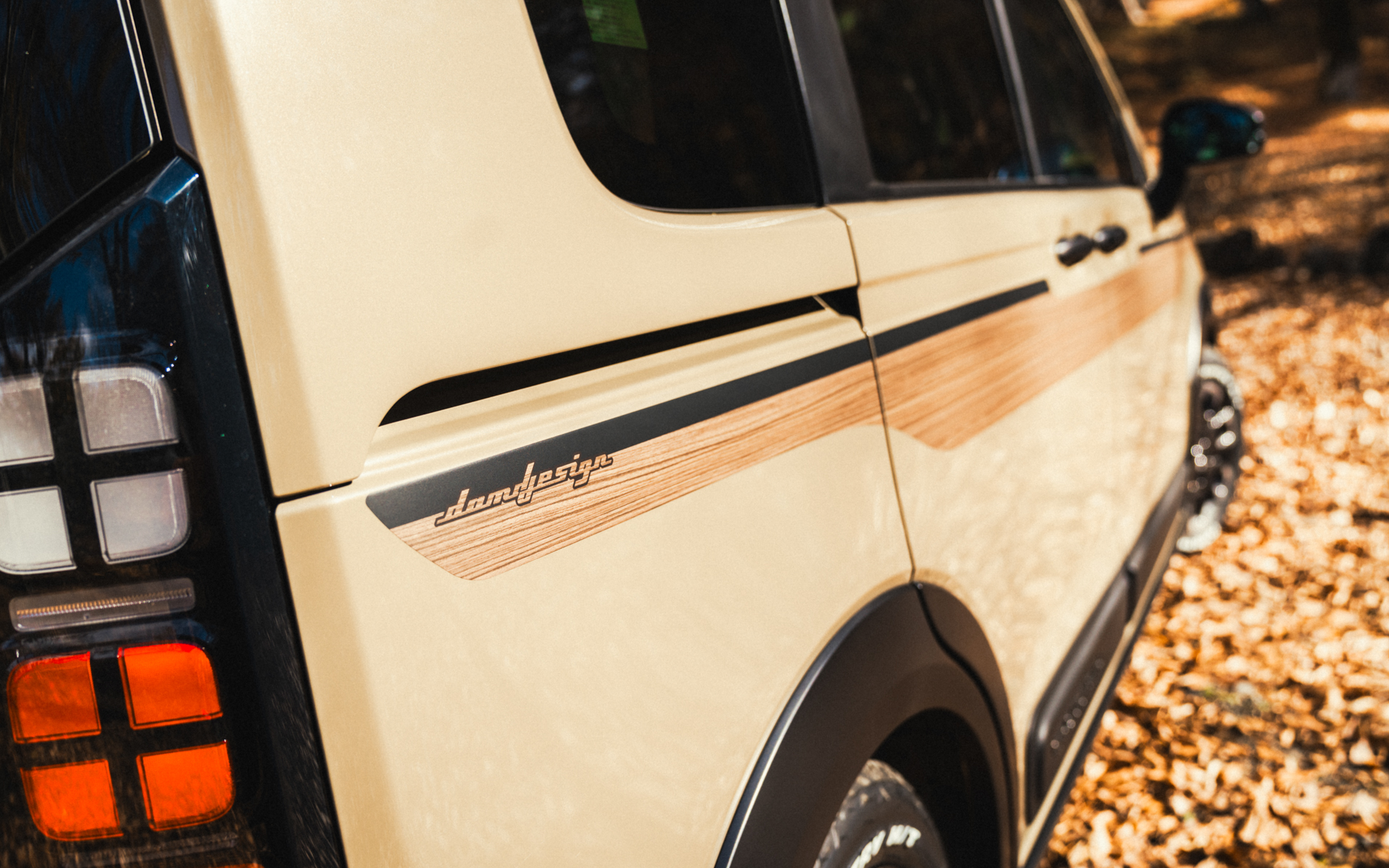 サイドデカール装着イメージ