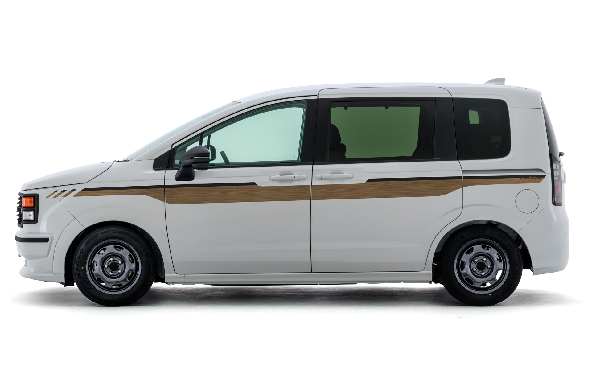 フリードAIR装着イメージ