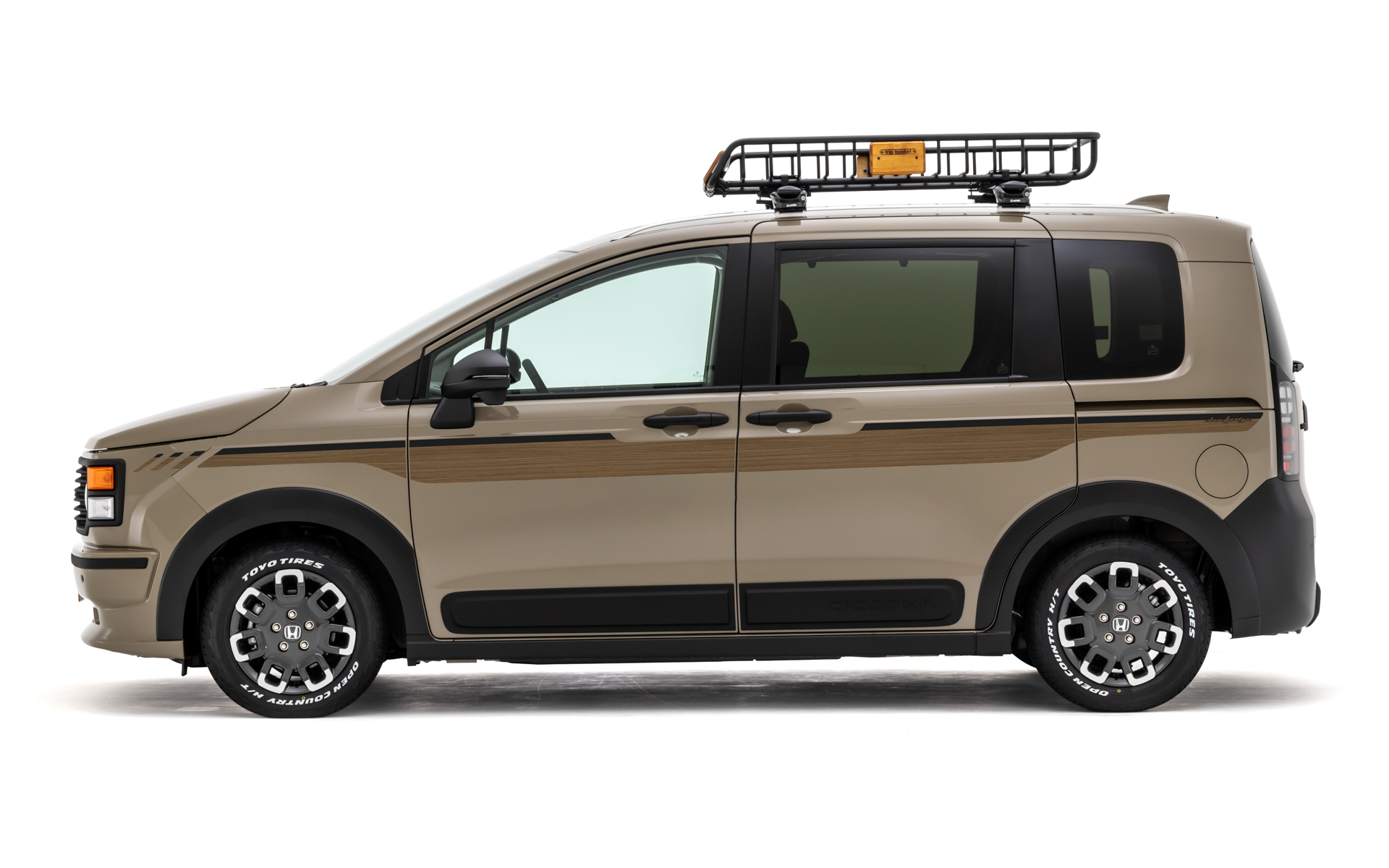 フリードCROSSTAR装着イメージ