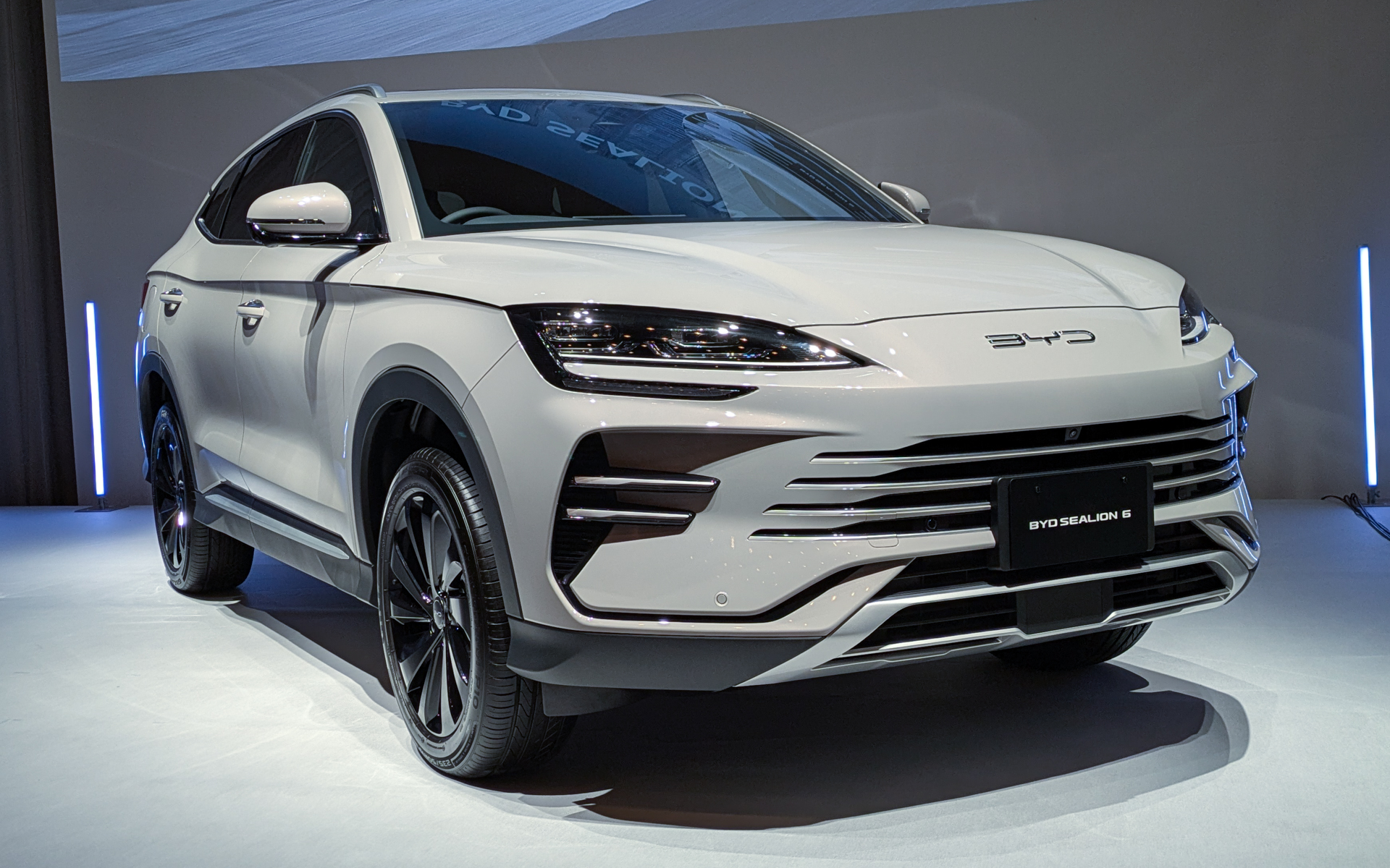 新型PHEV（プラグインハイブリッド）SUVモデル「シーライオン6」