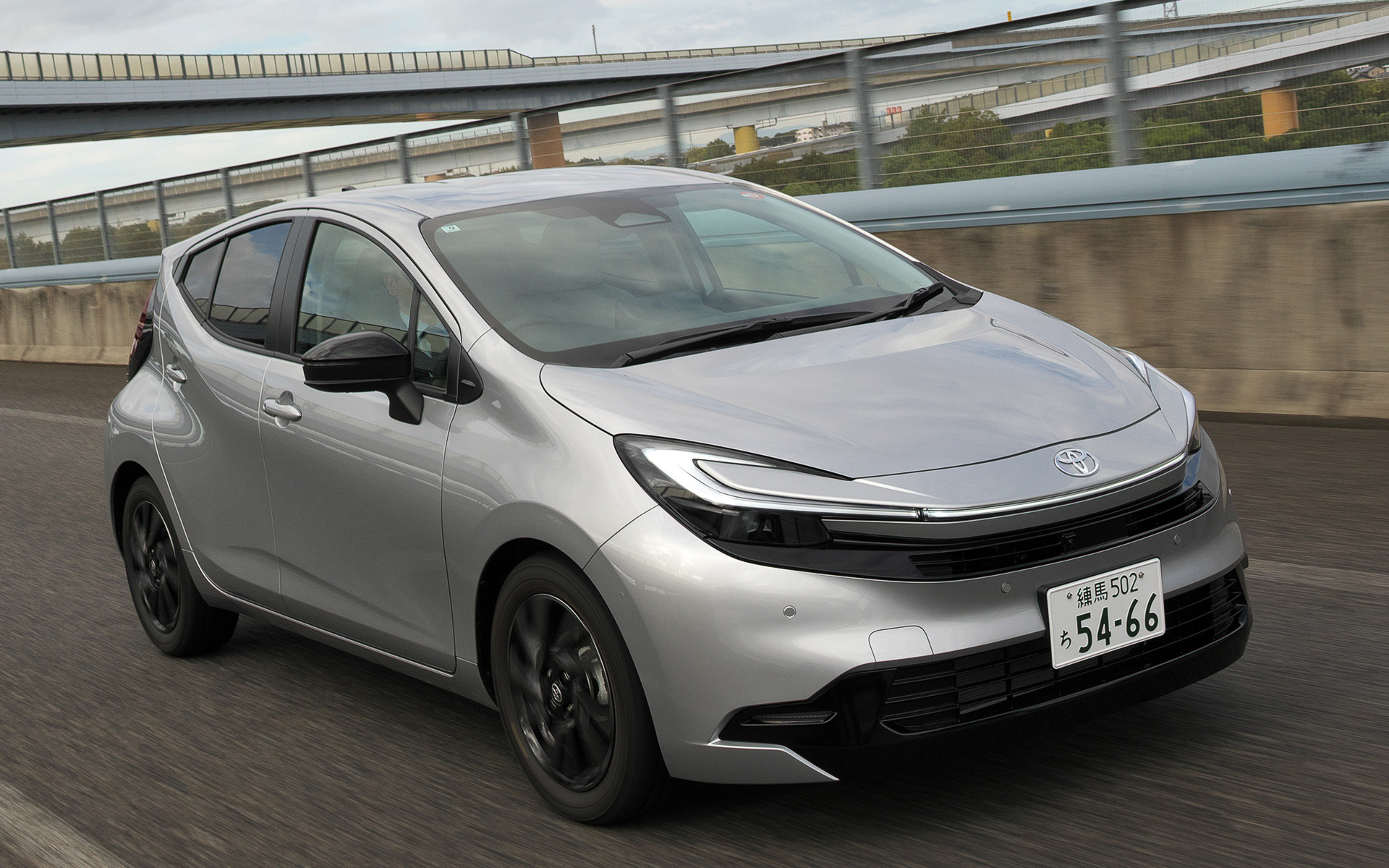 第3世代のTSSを搭載した新型アクア。TSS3の代表的な安全支援機能であるPDA（プロアクティブドライビングアシスト）などを搭載している