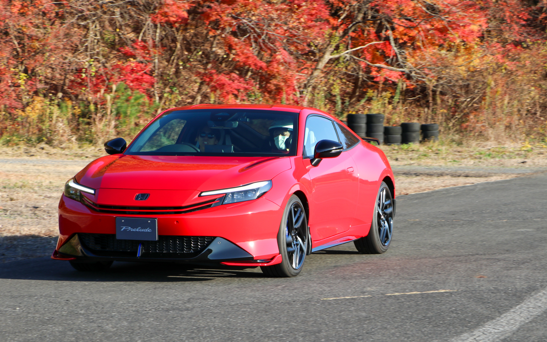 大草選手は真っ赤なプレリュードを担当