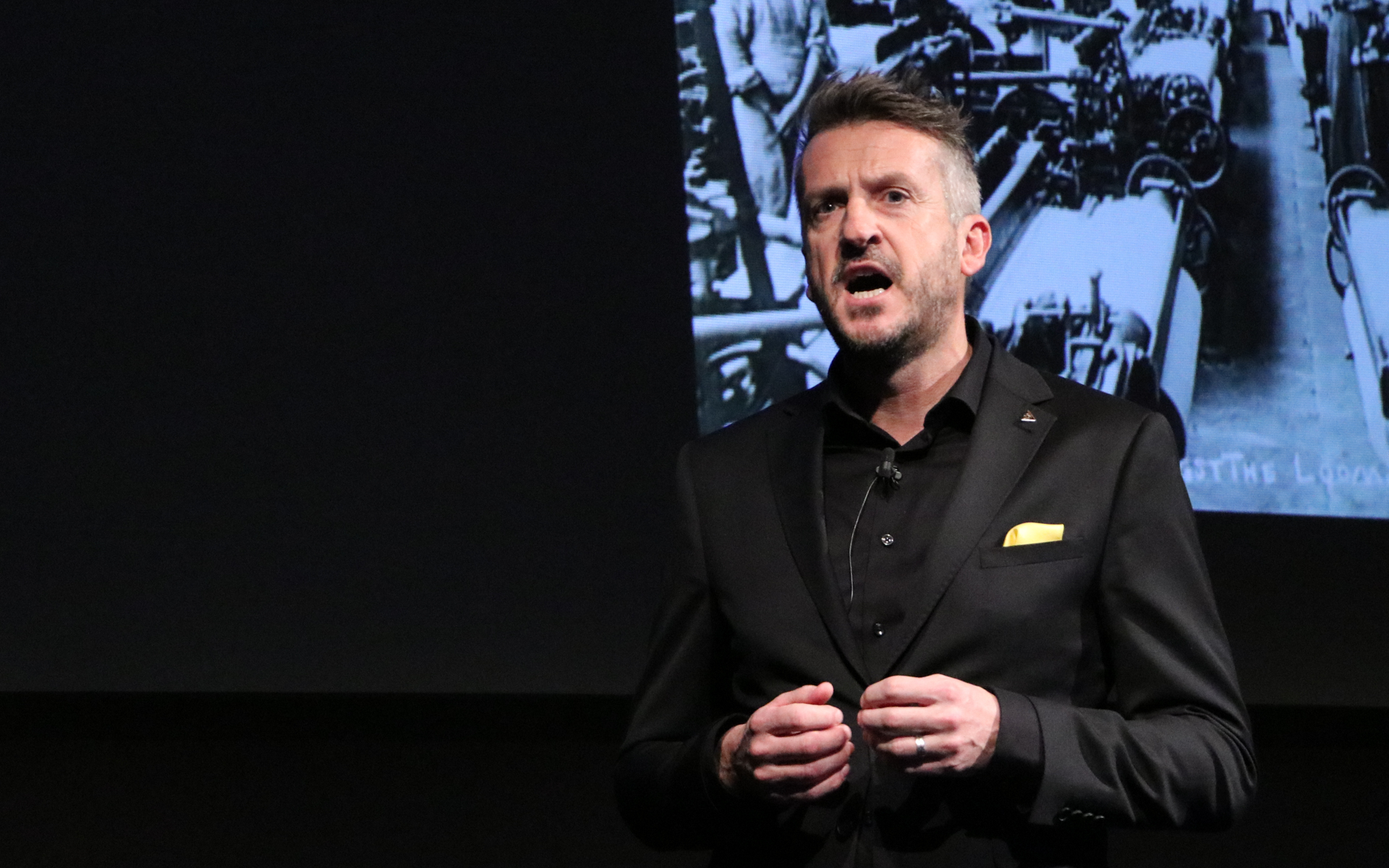 MICHELDEVER TYRE SERVICESの最高経営責任者（CEO）であるGraham Mitchell（グラハム・ミッチェル）氏