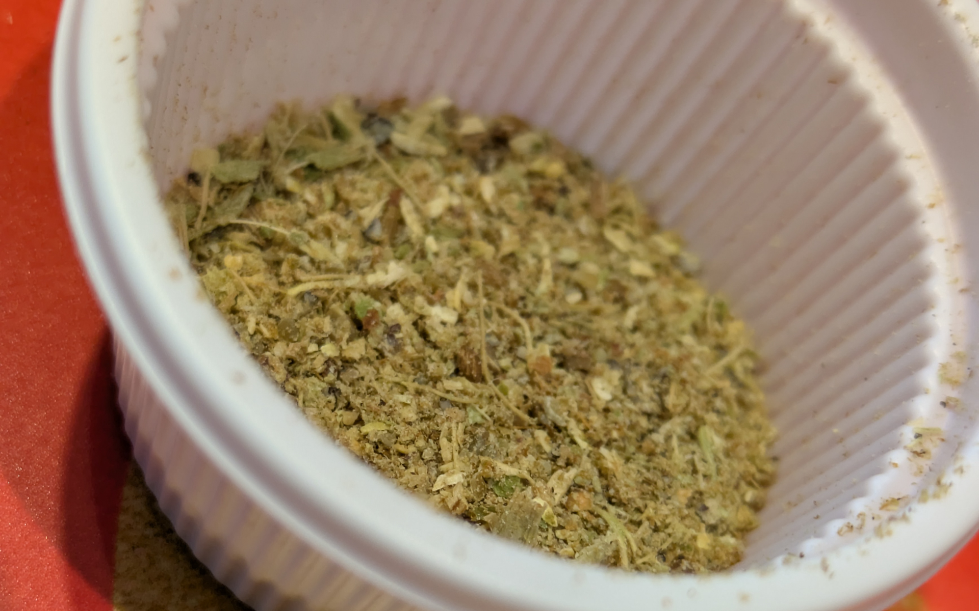 GT×S＋Shiftは、粗く挽くことでコリアンダーに含まれている柑橘系のフレーバーから爽快感のある香りが強調され、これまた味わい深いモードでした