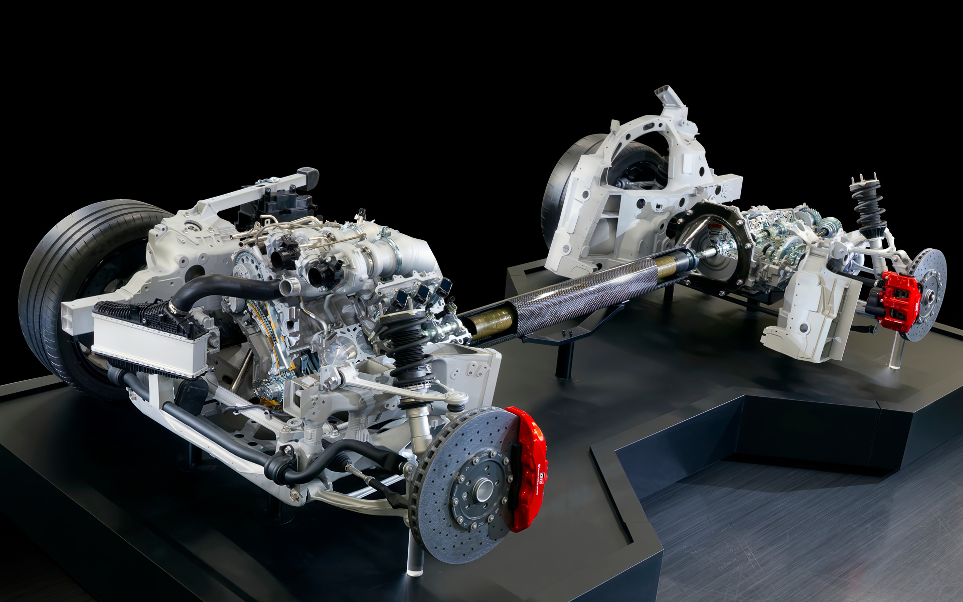 GR GTのパワートレーン。トヨタハイブリッドとして最高峰のものになるだろう