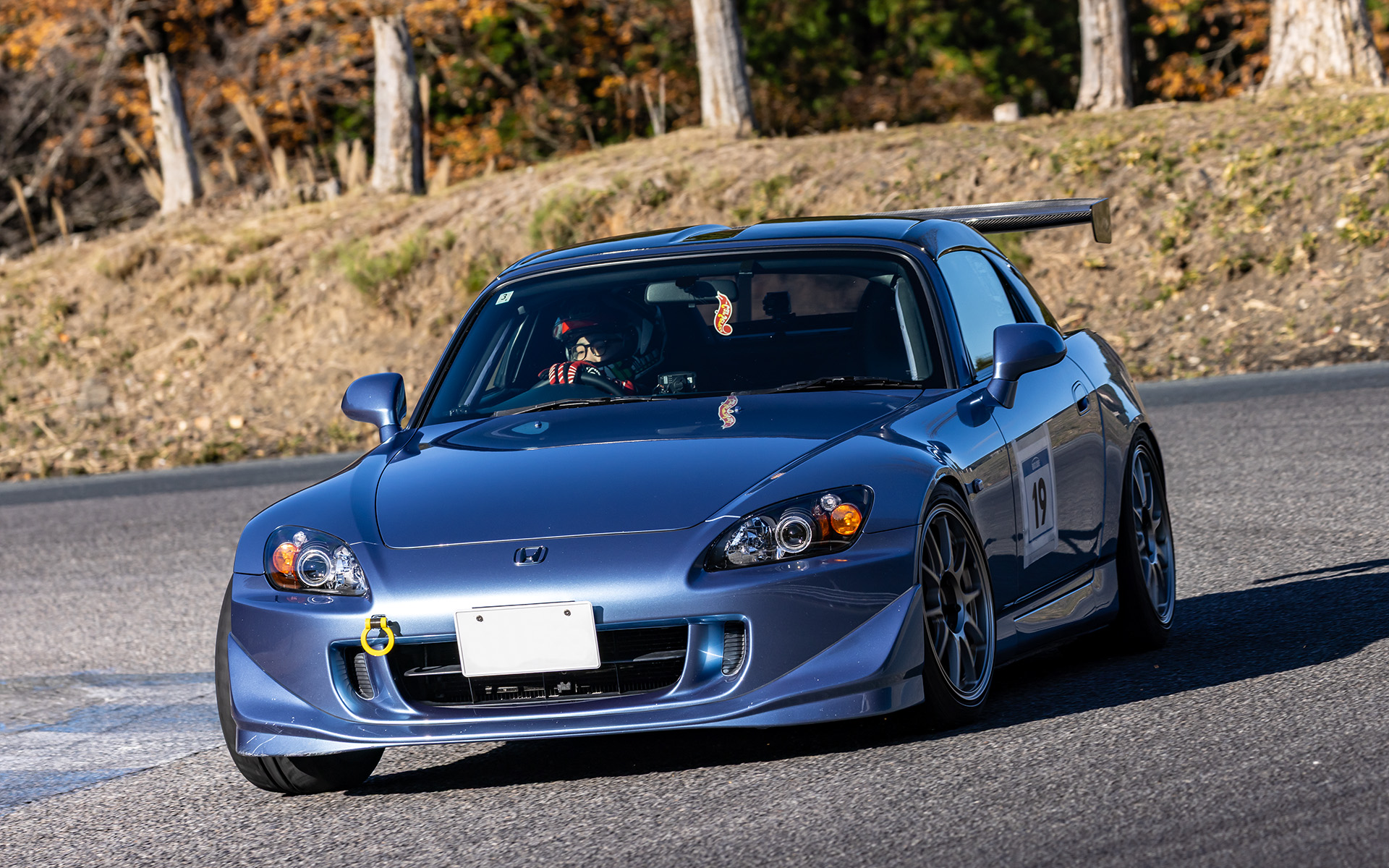 橋本氏が選んだ19番のホンダ・S2000。橋本氏は「縁石の乗り方がカッコよかった」とコメント