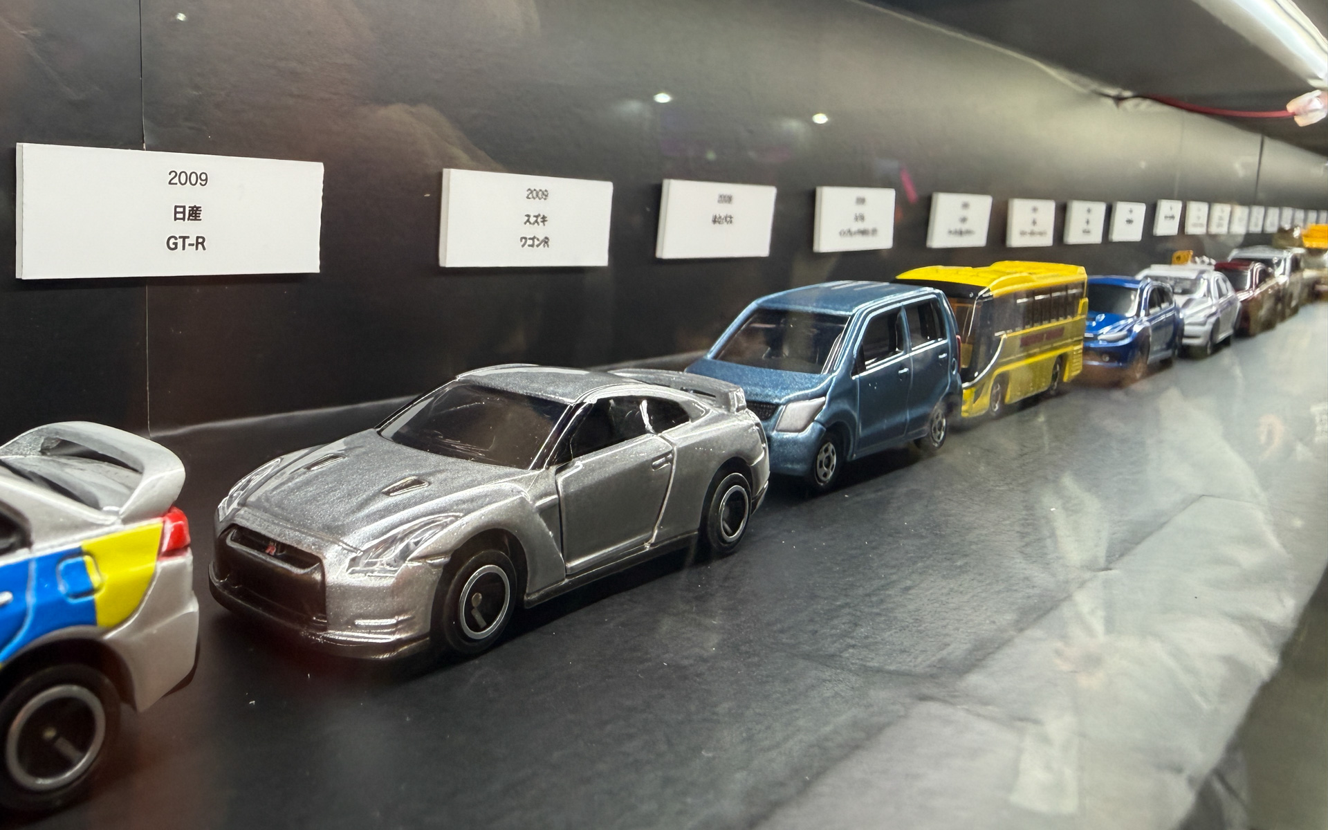 トミカ55周年ヒストリー展示の一部