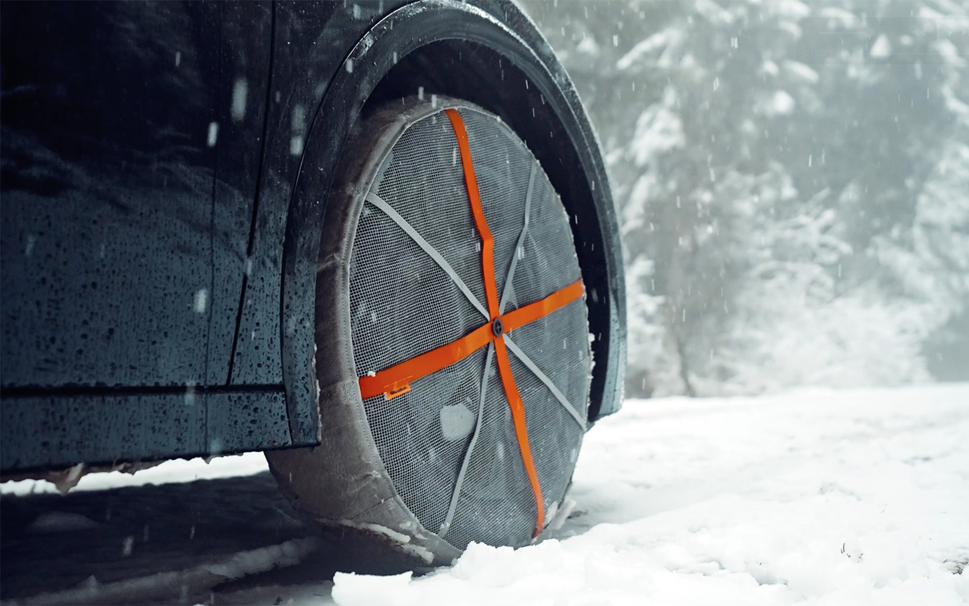 タイヤチェーンの新しい形であるスノーソックス。その先駆者であるオートソックの特徴を紹介する