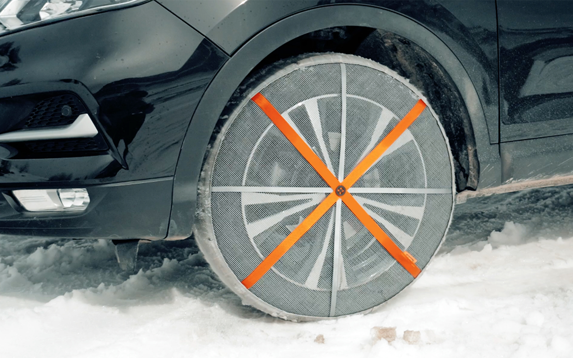 使用していると汚れが目立ってくることがある。そのときは40℃くらいのお湯で洗濯することも可能。汚れをためないようにするには使用後に簡単に水ですすぎ洗いするといい