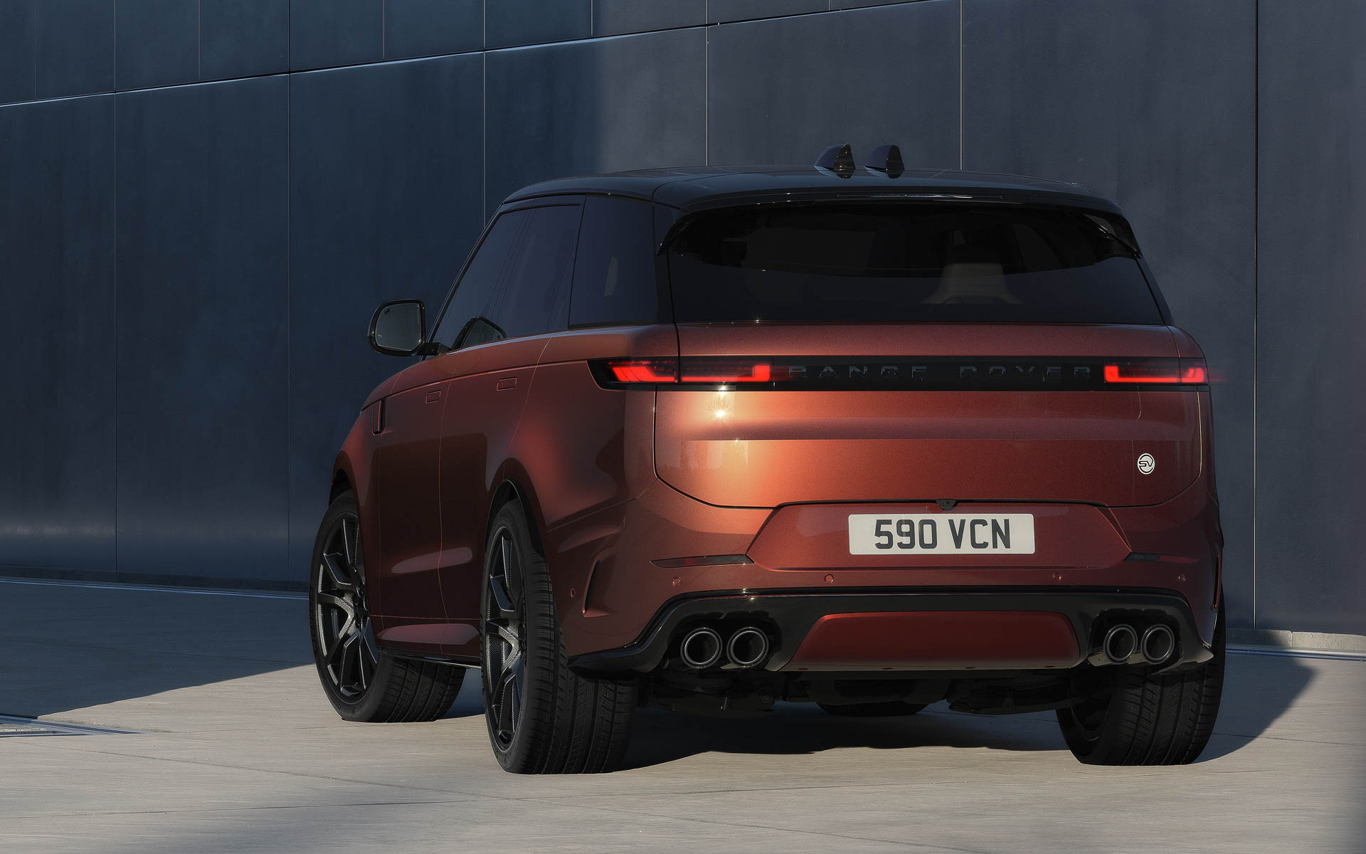 レンジローバー スポーツ SV CARBON