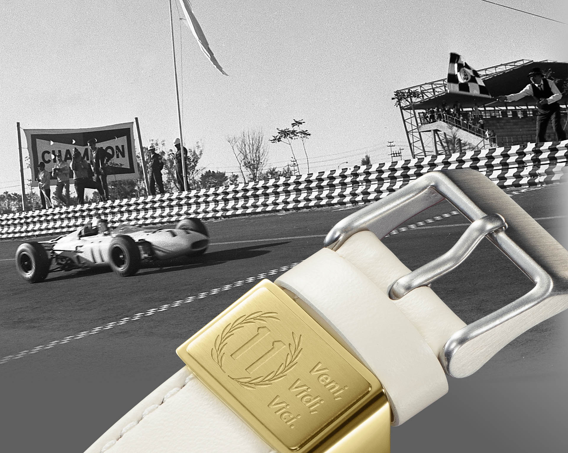 ゴールドのメタル遊環には初優勝の言葉とカーナンバーを刻印