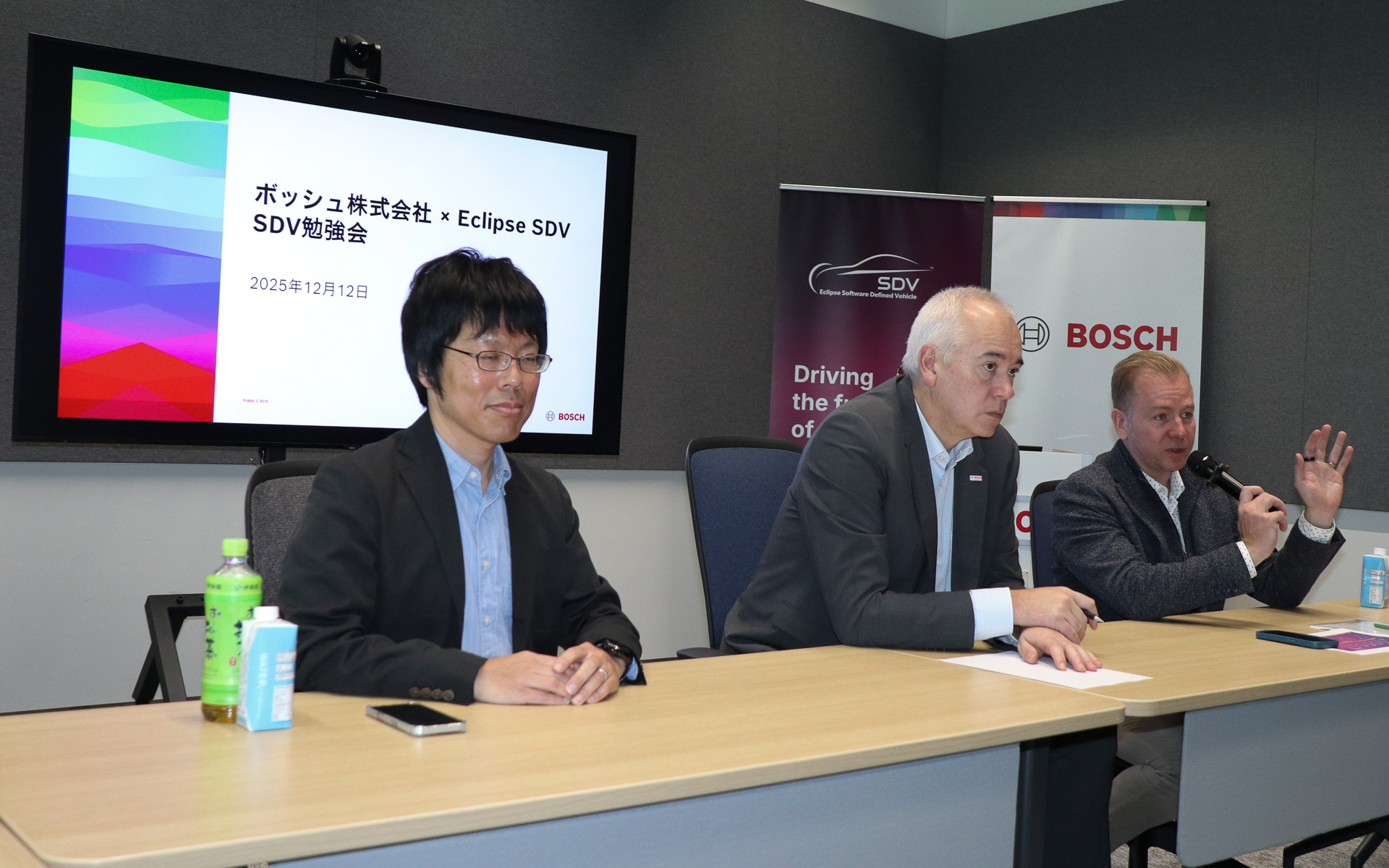 勉強会では質疑応答も行なわれた