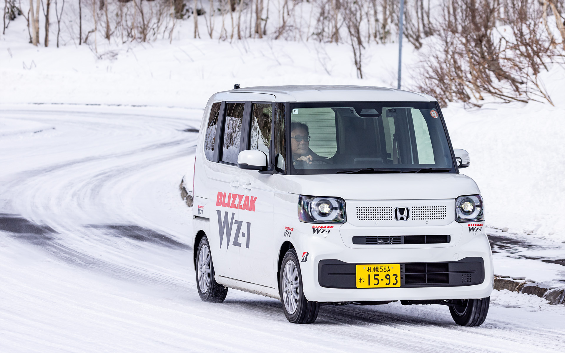 N-BOX、ZR-V、RAV4など次々と試乗。特に軽量のN-BOXと「WZ-1」の組み合わせによる安心感には同乗者からもおどろきの声があがった