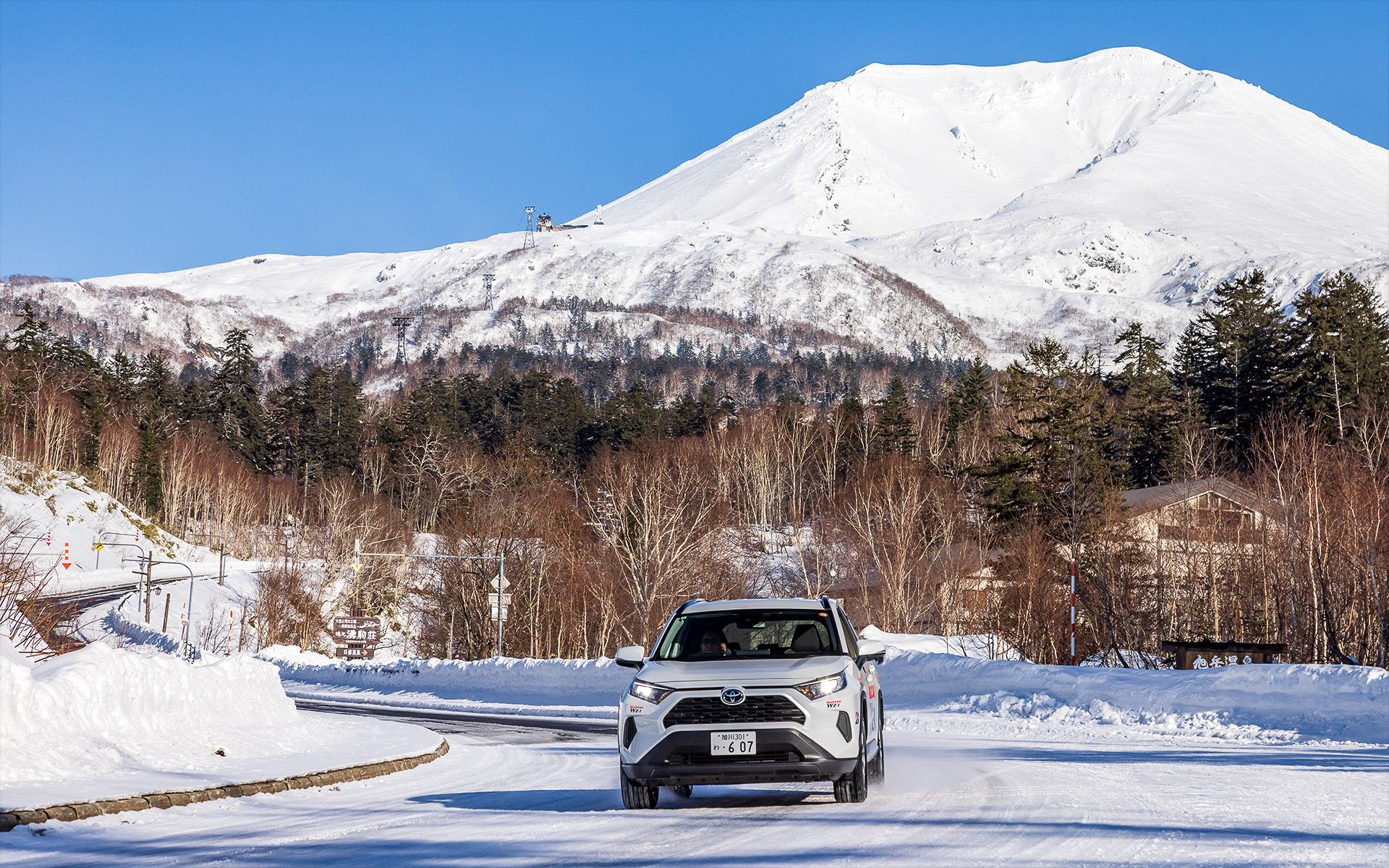 北海道は旭川でブリヂストンの新作スタッドレスタイヤ「BLIZZAK WZ-1」を試した