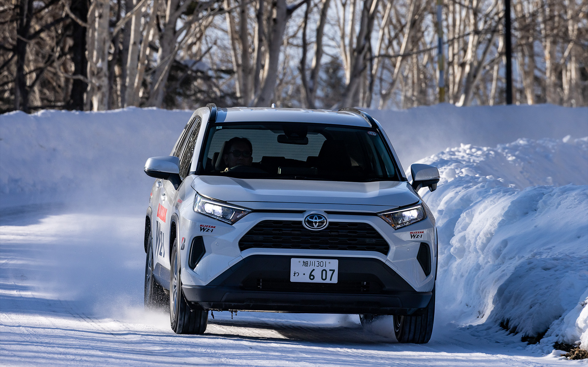 N-BOX、ZR-V、RAV4など次々と試乗。特に軽量のN-BOXと「WZ-1」の組み合わせによる安心感には同乗者からもおどろきの声があがった