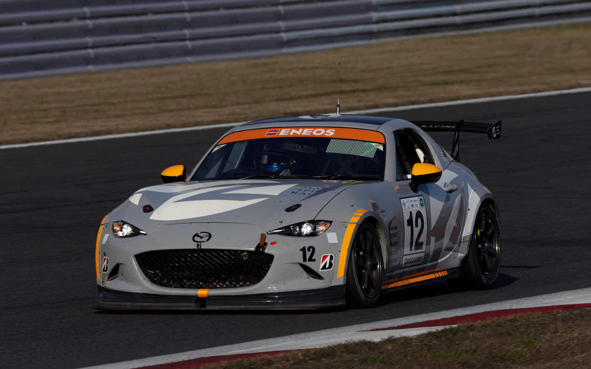 「MAZDA SPIRIT RACING RS Future concept（12号車）」