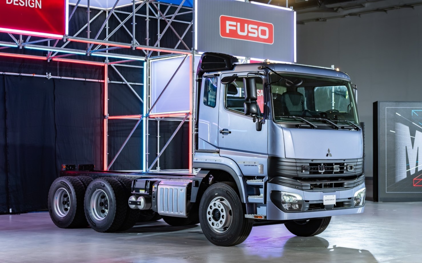 三菱ふそうが台湾で発売した大型トラック「スーパーグレート」