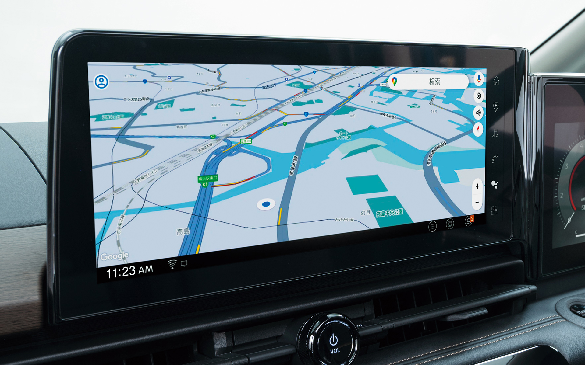 セレナとしてはじめてメーカーオプションのNissanConnectインフォテインメントシステムを採用。Google搭載により「Googleマップ」「Googleアシスタント」「Google Play」の各機能に対応する