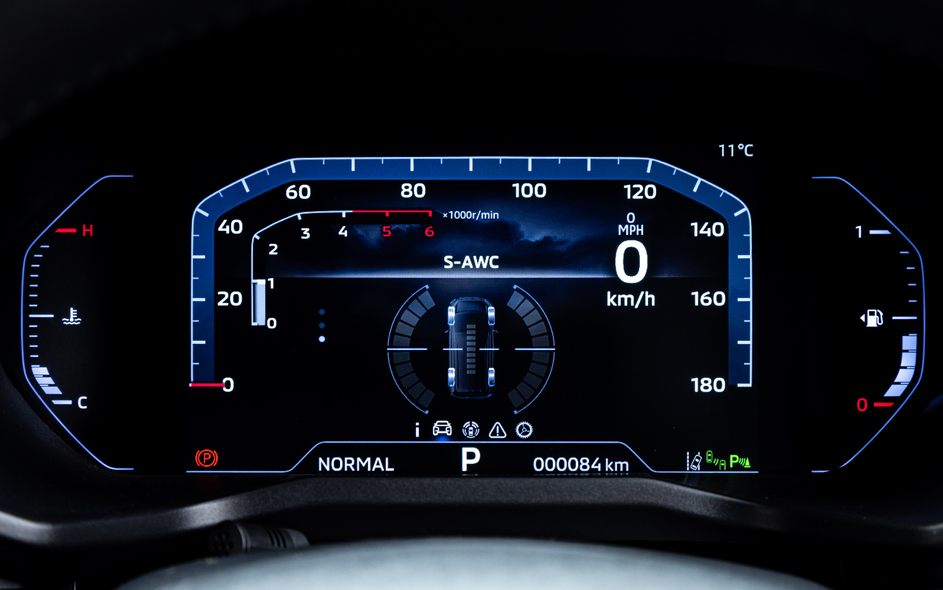 S-AWCによる四輪の駆動状況もディスプレイで確認できる